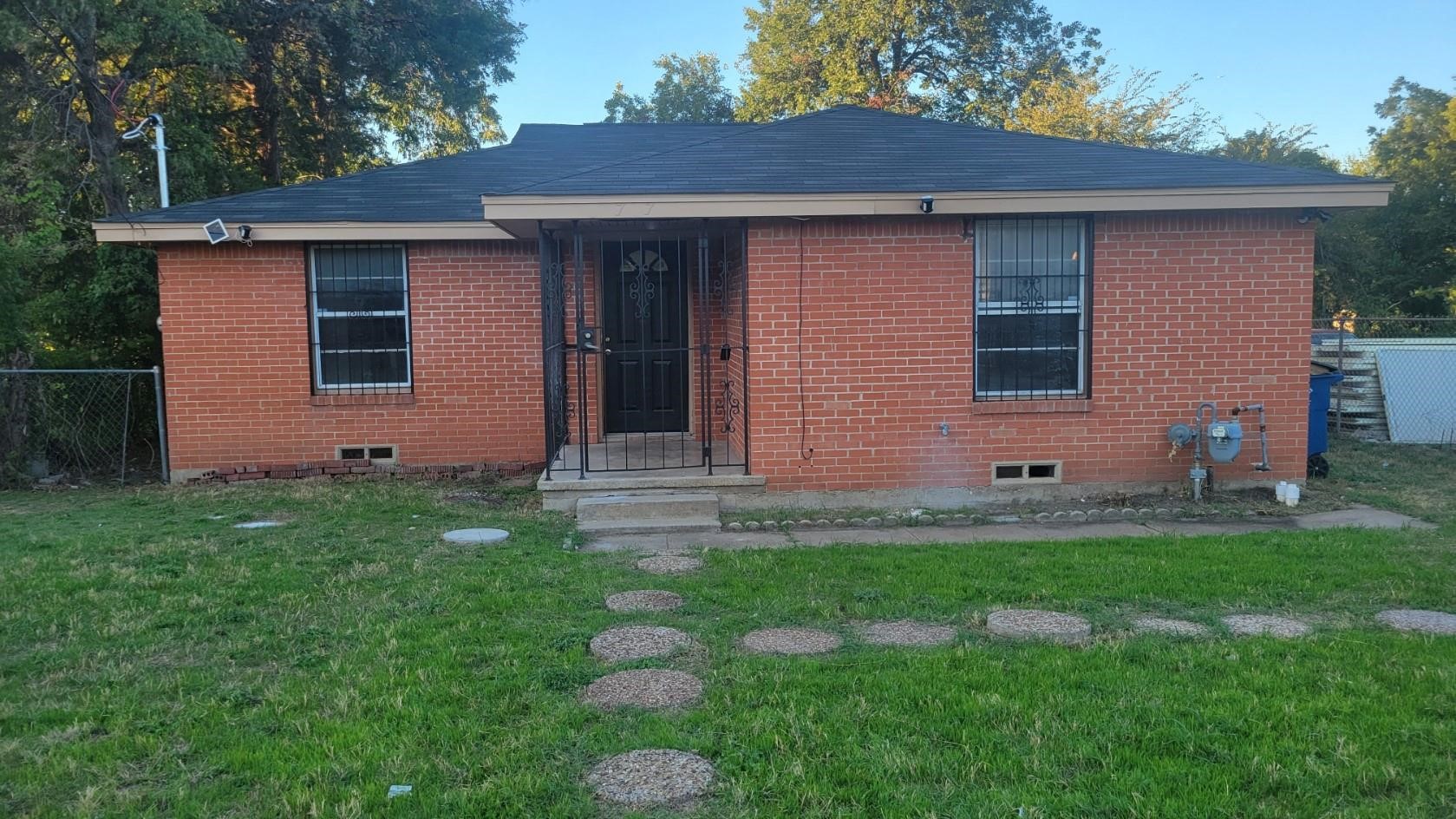707 Korgan Street — photo