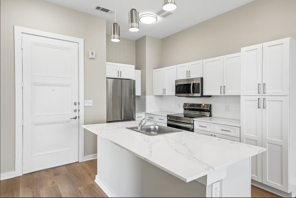 3522 Main Street Unit 201 — photo