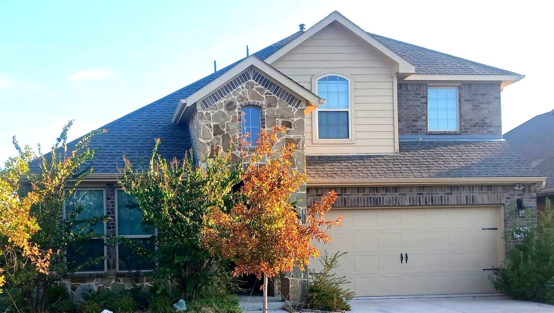 3943 Sidney Lane — photo