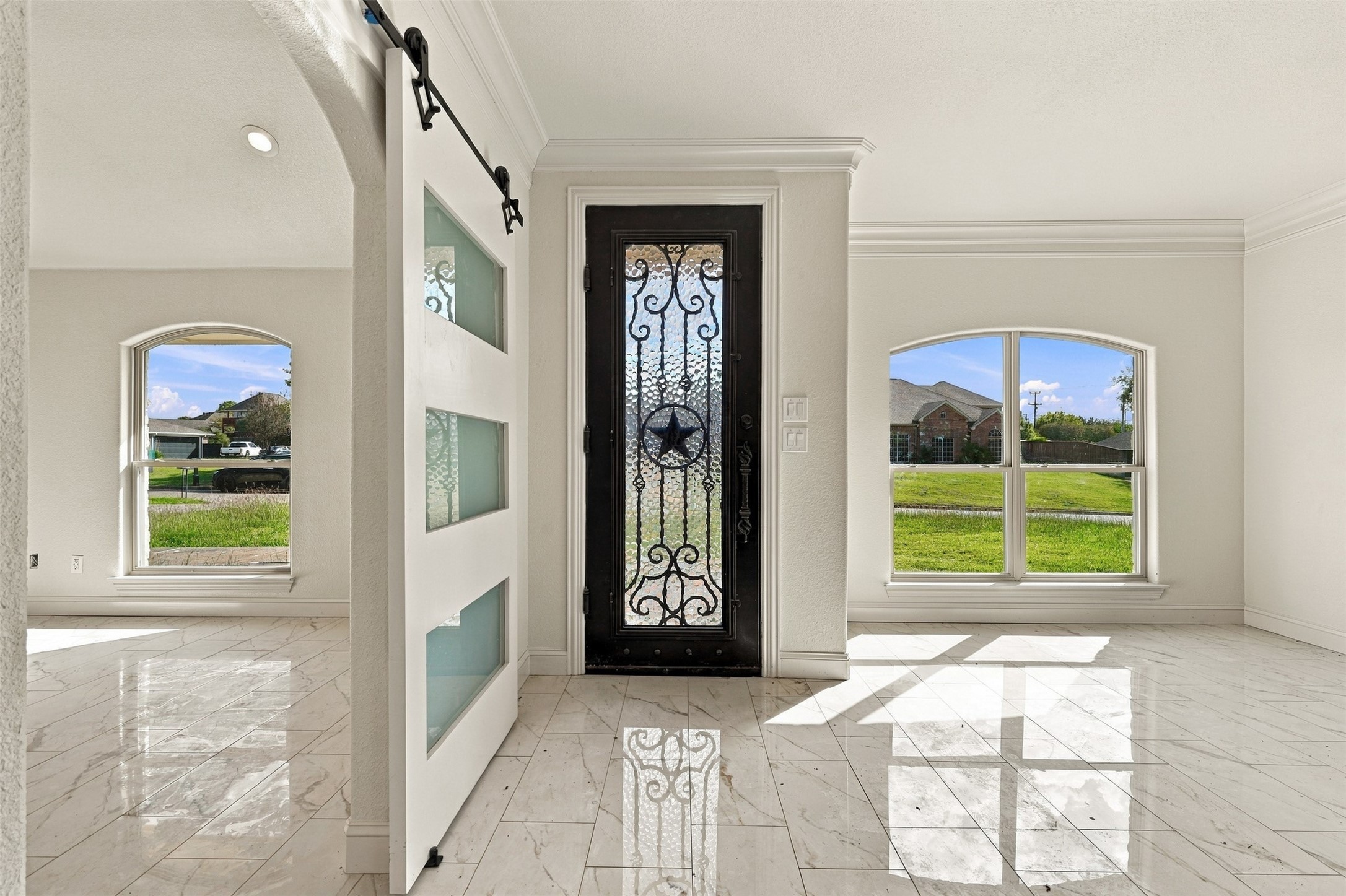 7105 Hunt Lane — photo