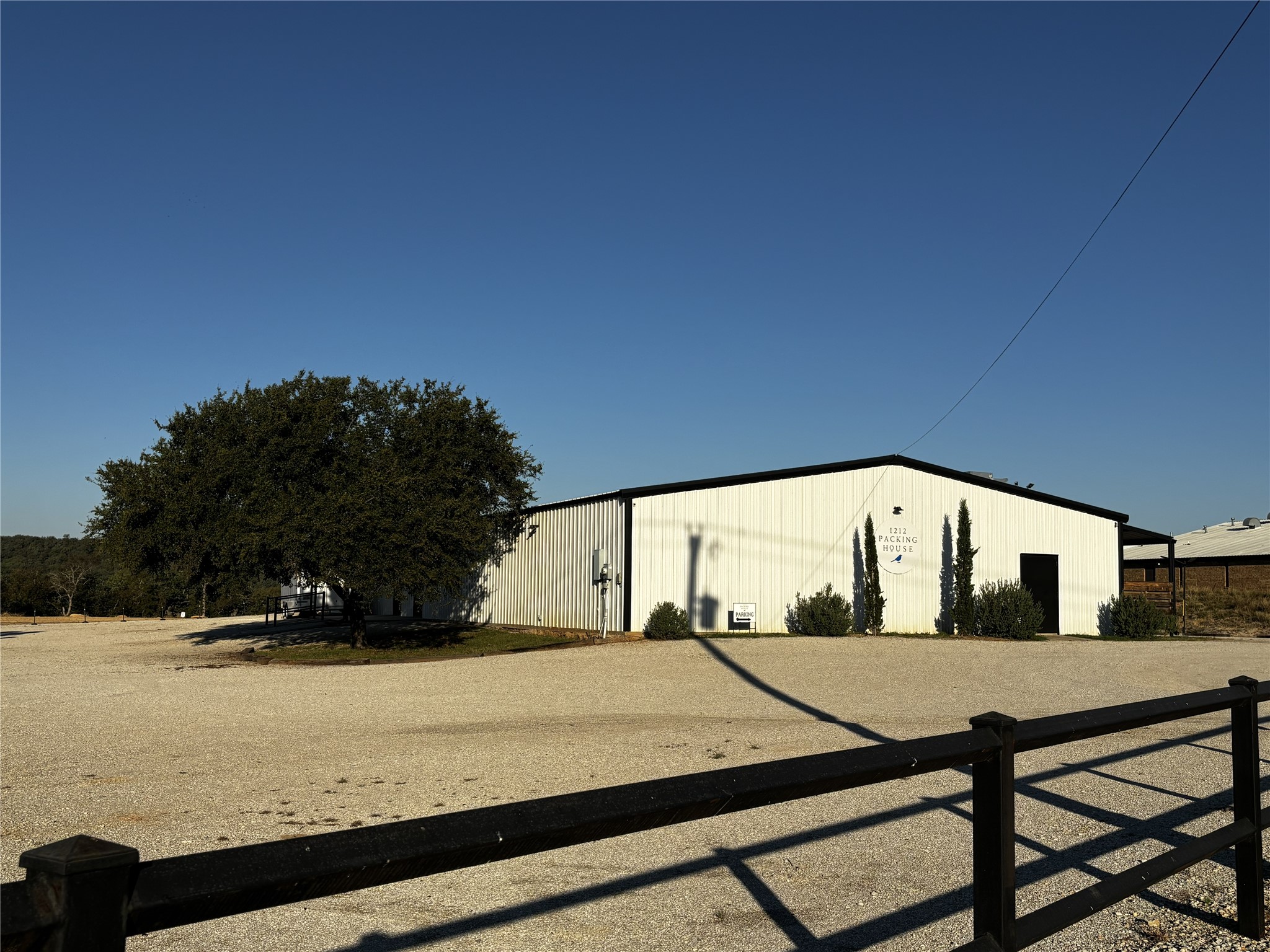 1212 Packing House Road — photo