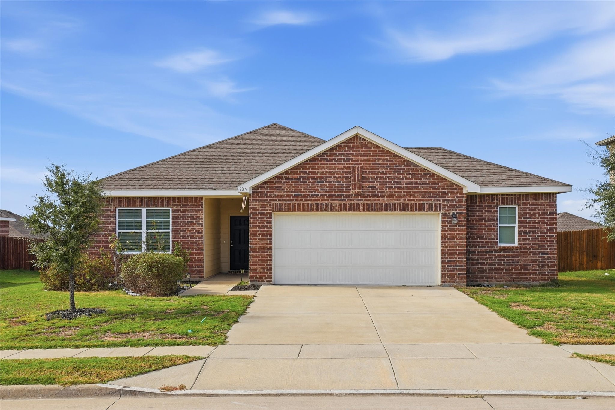 304 Sabine River Road — photo