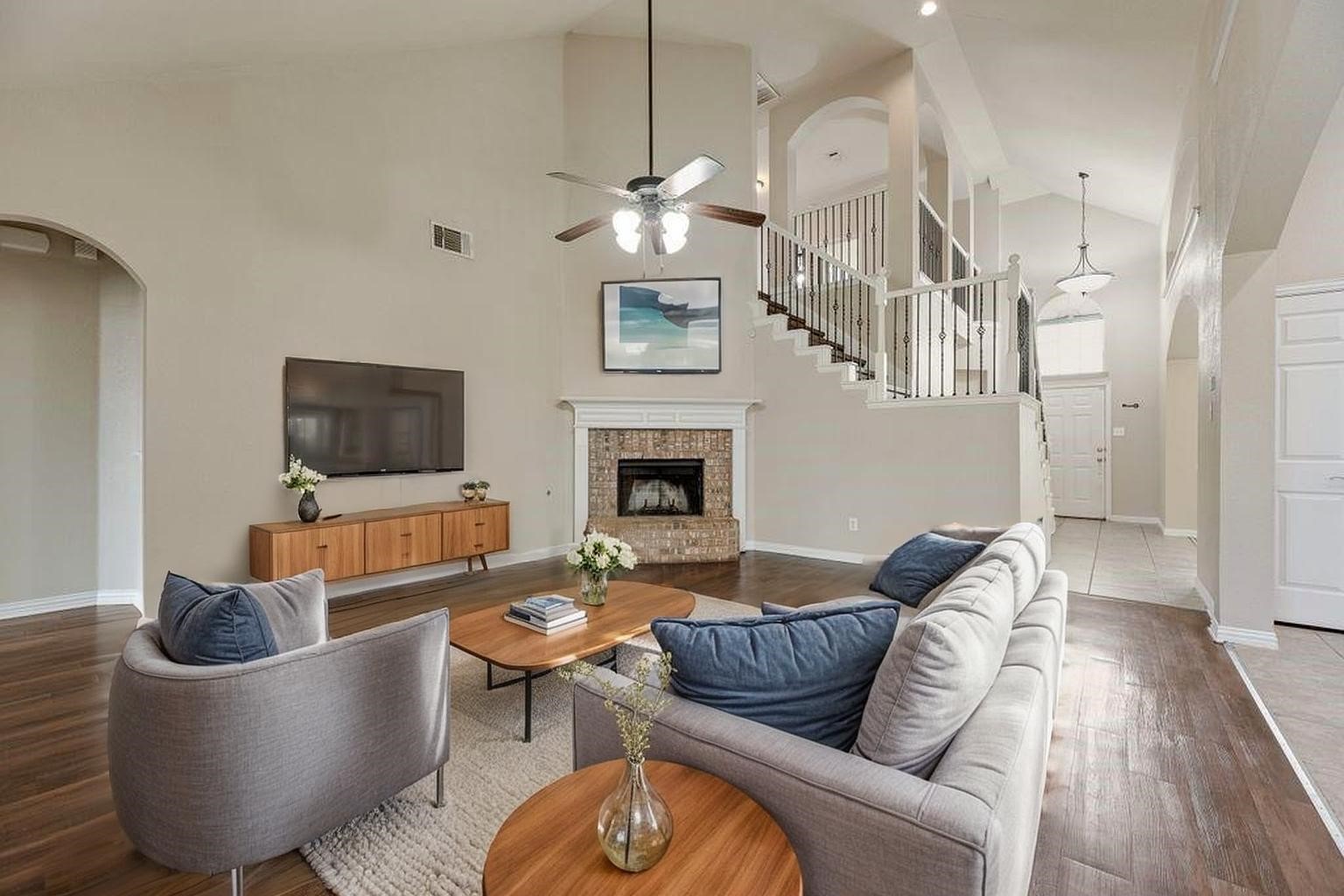 1404 Ashby Drive — photo