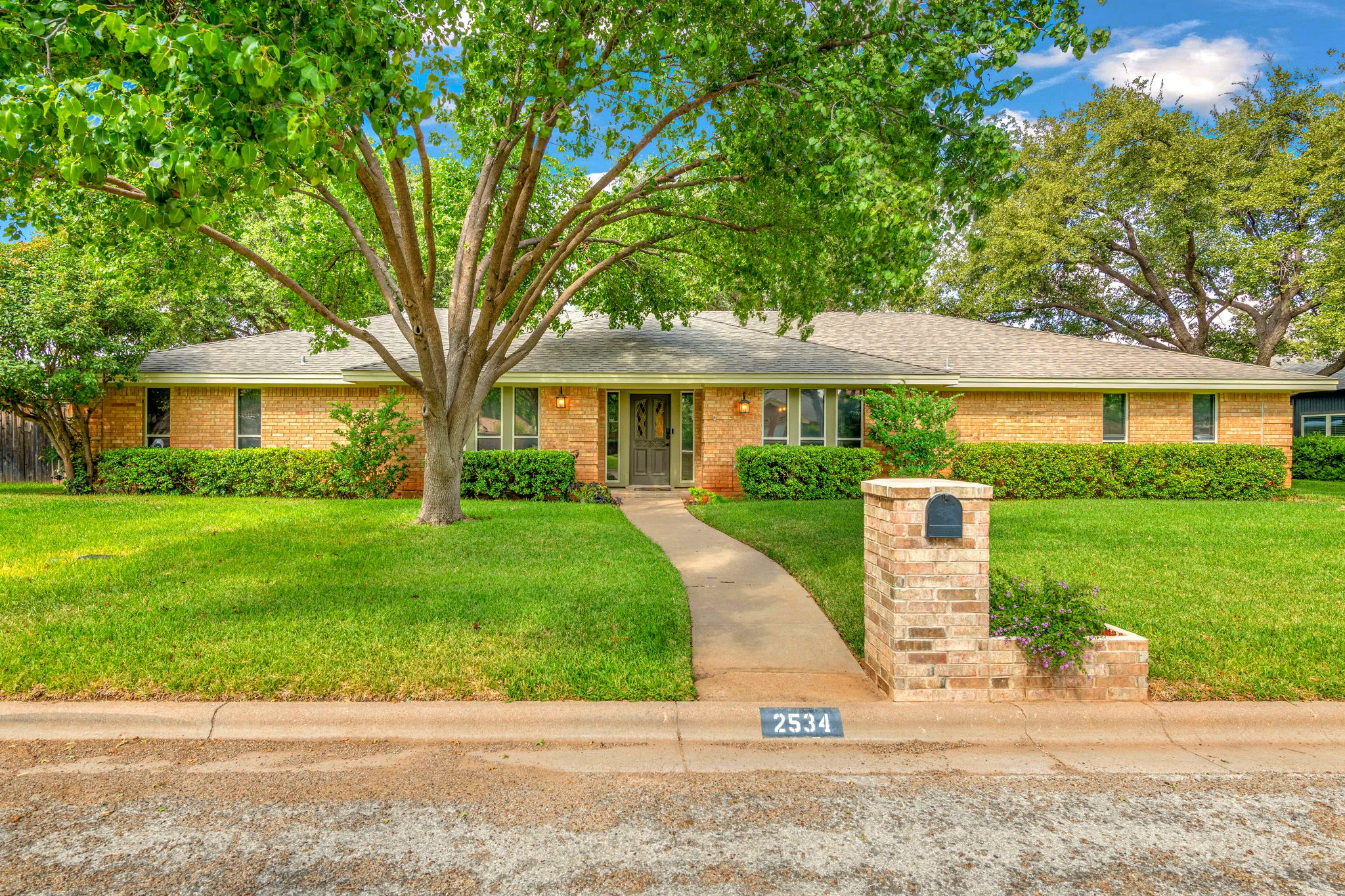 2534 Meadow Lake Drive — photo