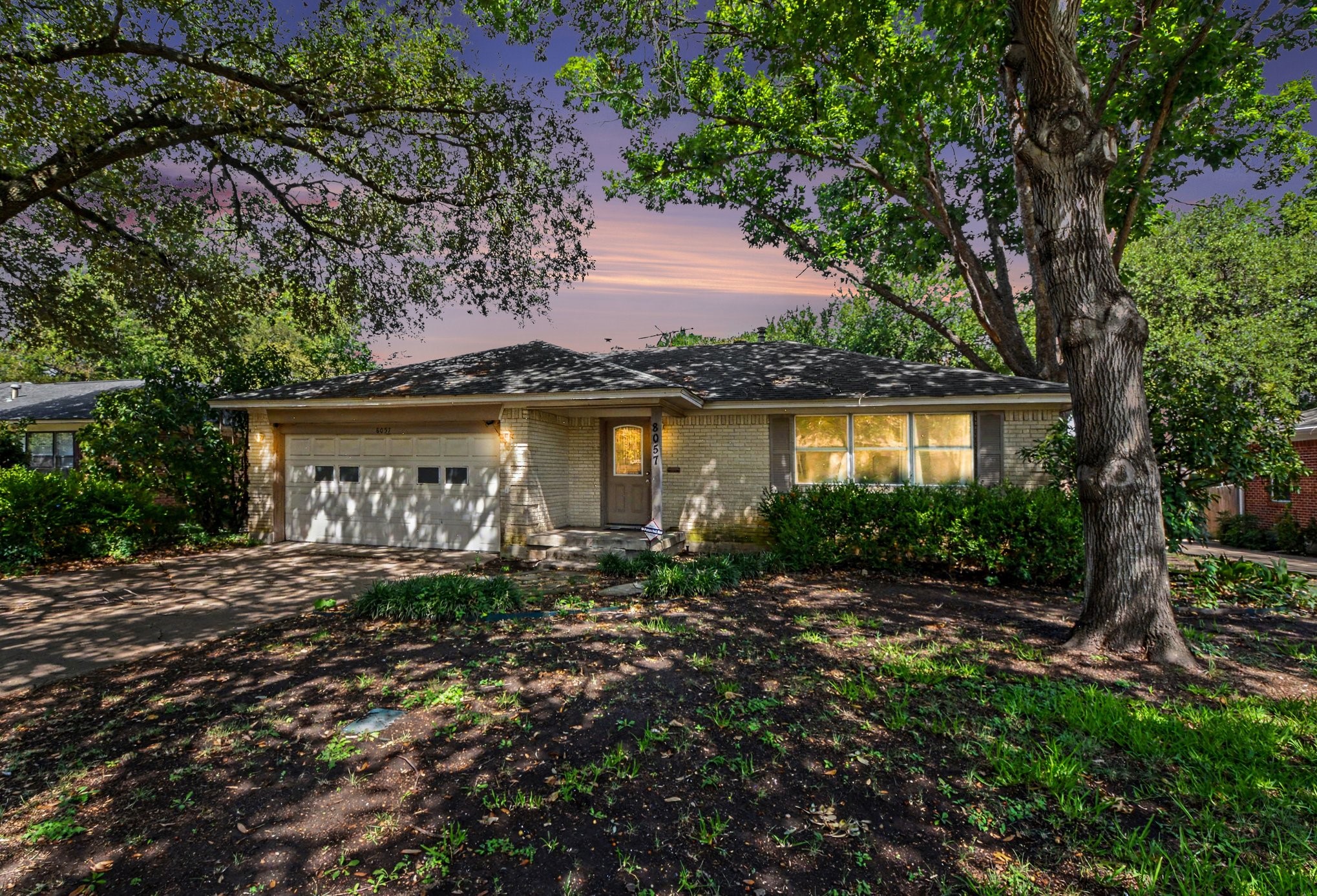 8057 Fall River Drive — photo
