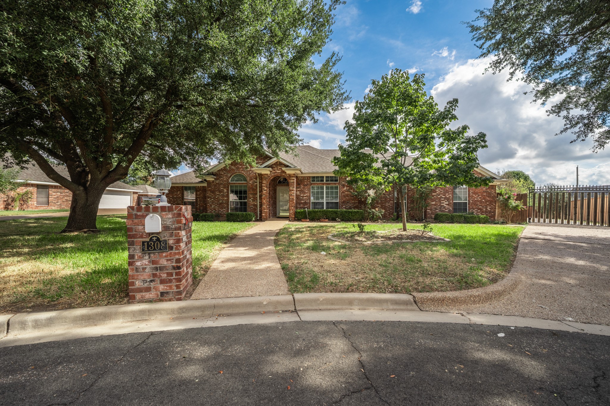 1308 Wentwood Circle — photo