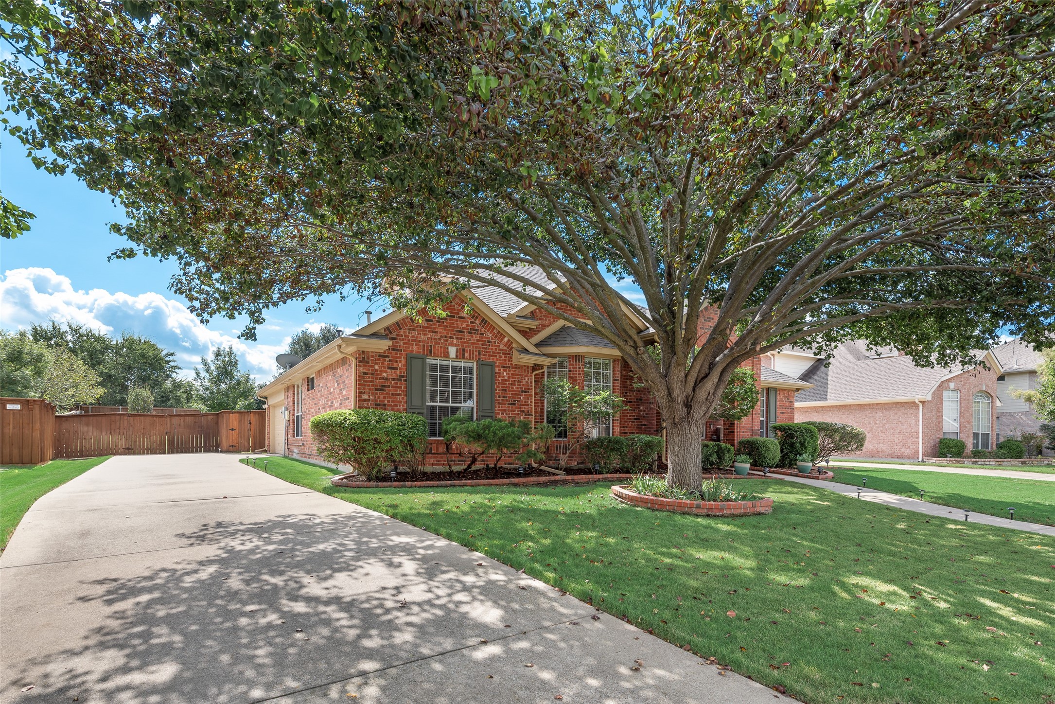148 Oakbluff Drive, Murphy, TX 75094 — photo 2