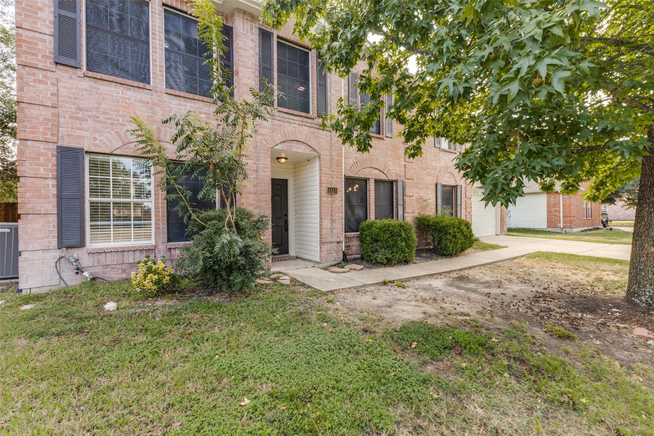 4510 Lake Haven Drive — photo