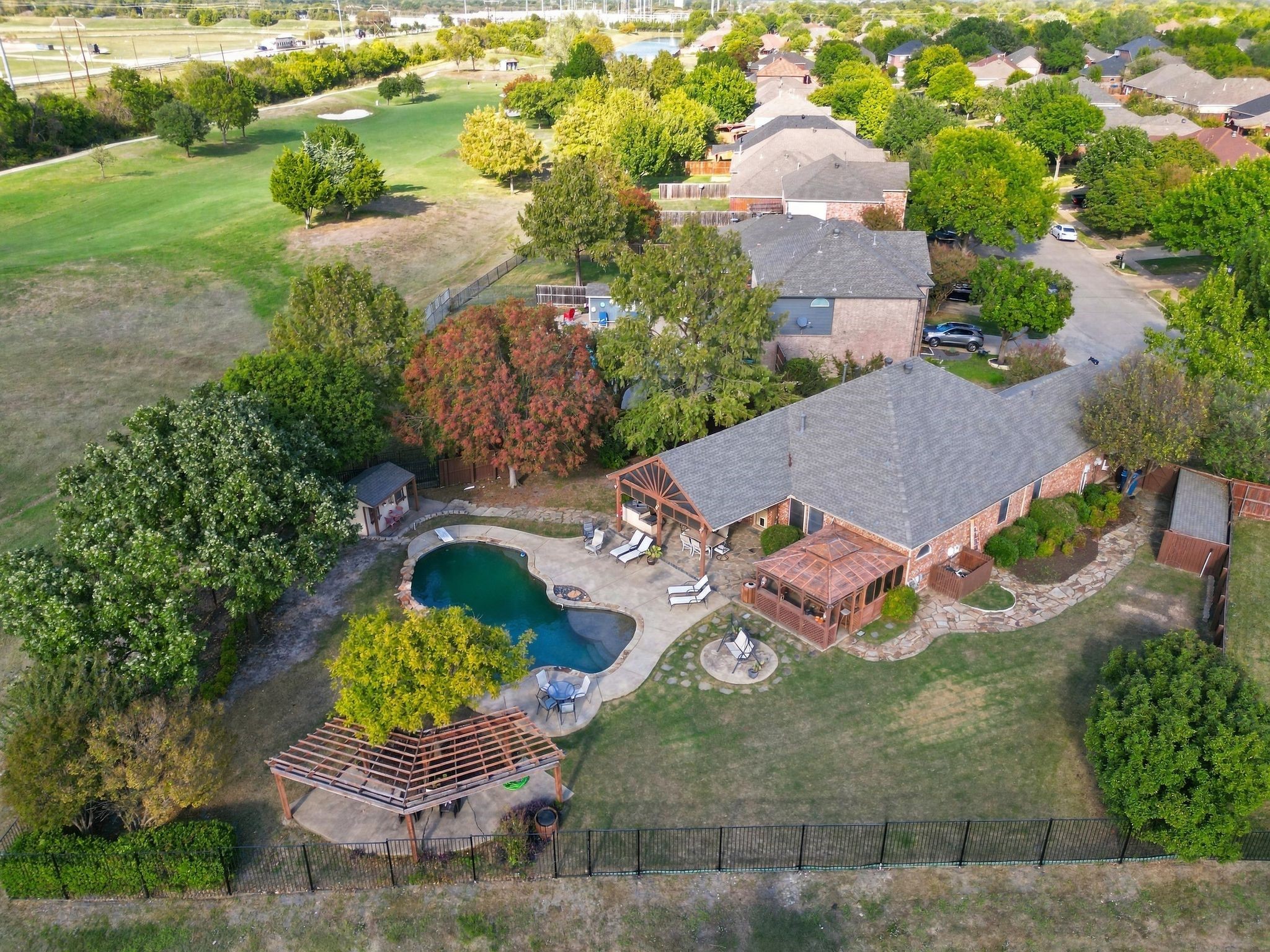 10717 Wolfcreek Lane — photo