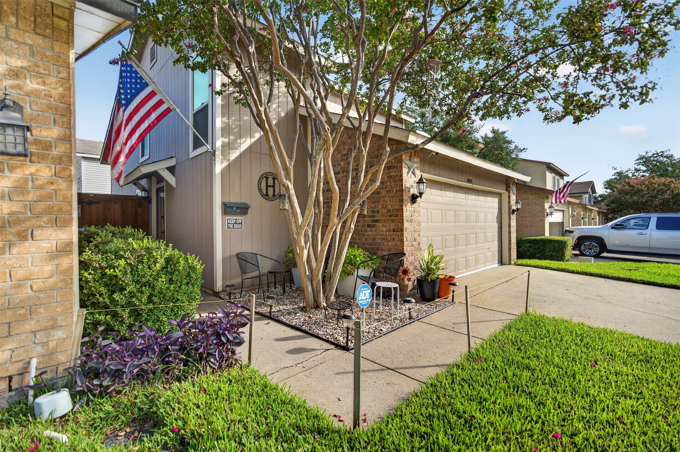 2851 Ursa Circle — photo