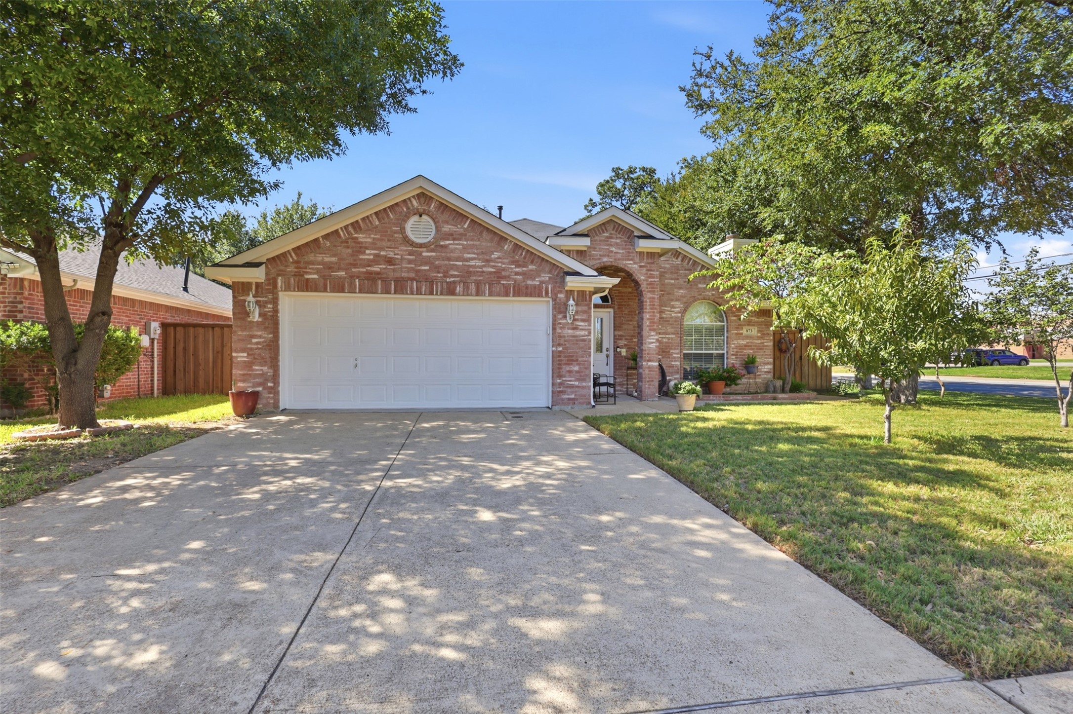 873 Hope Lane — photo
