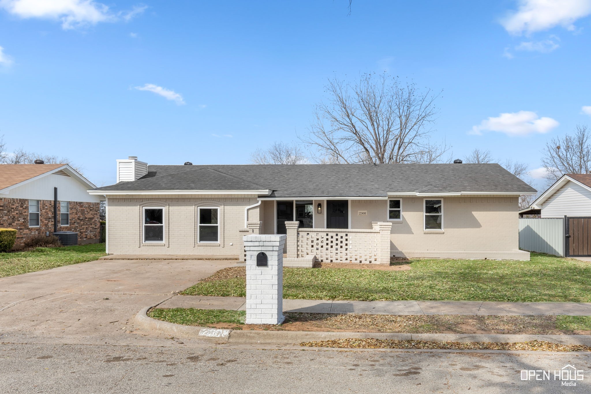 2308 Doris Street — photo
