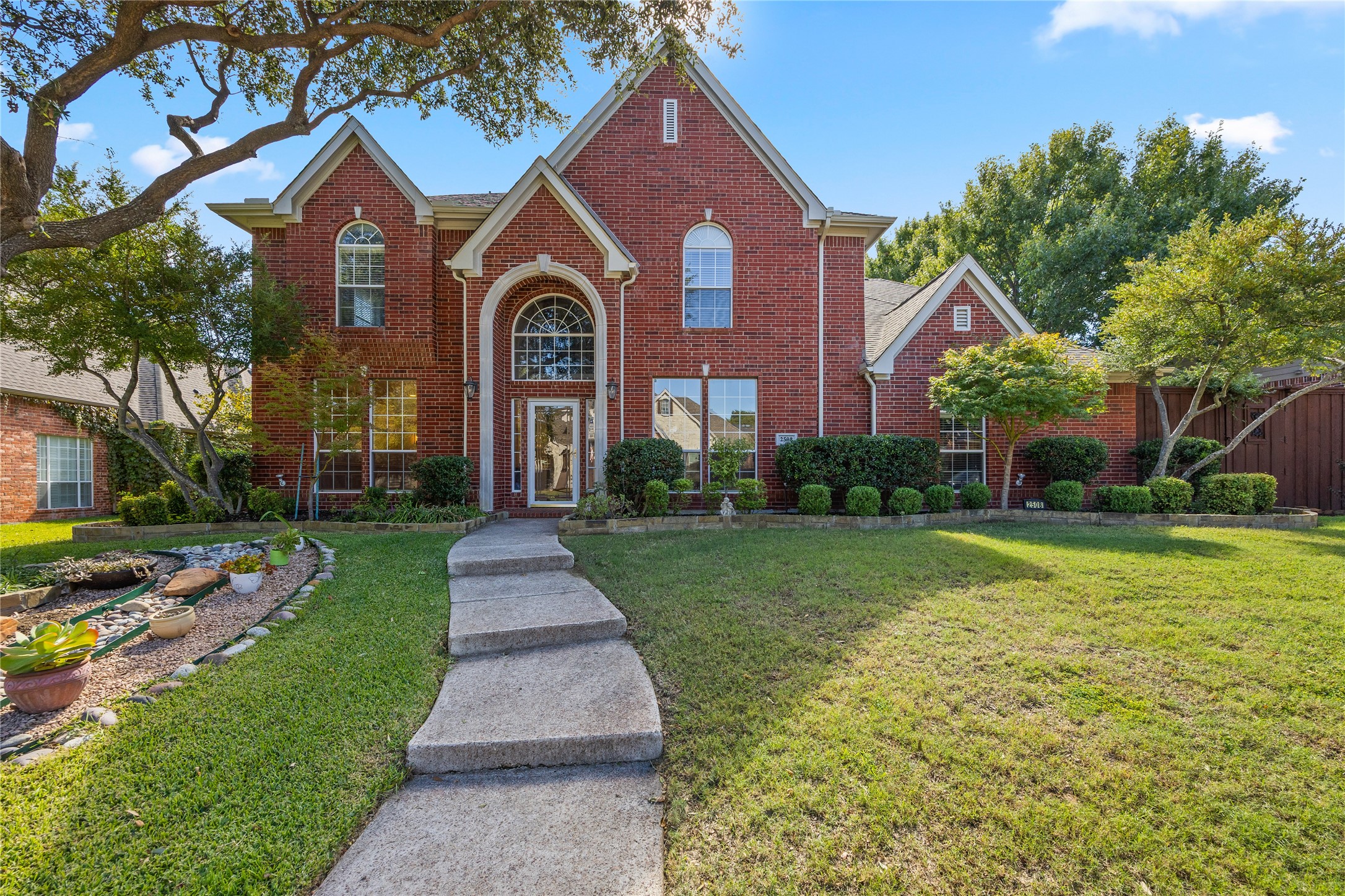 2508 Mitchell Drive — photo