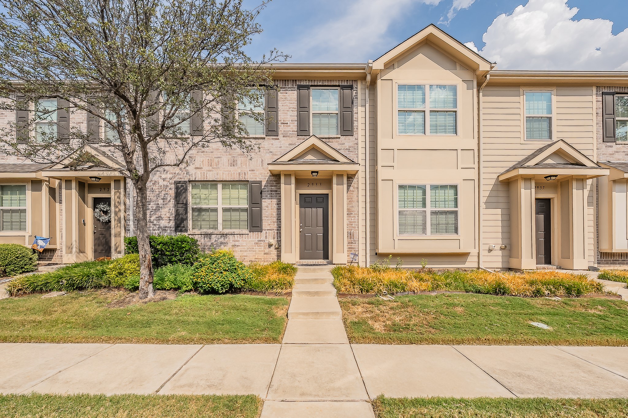 2933 Peyton Brook Drive — photo