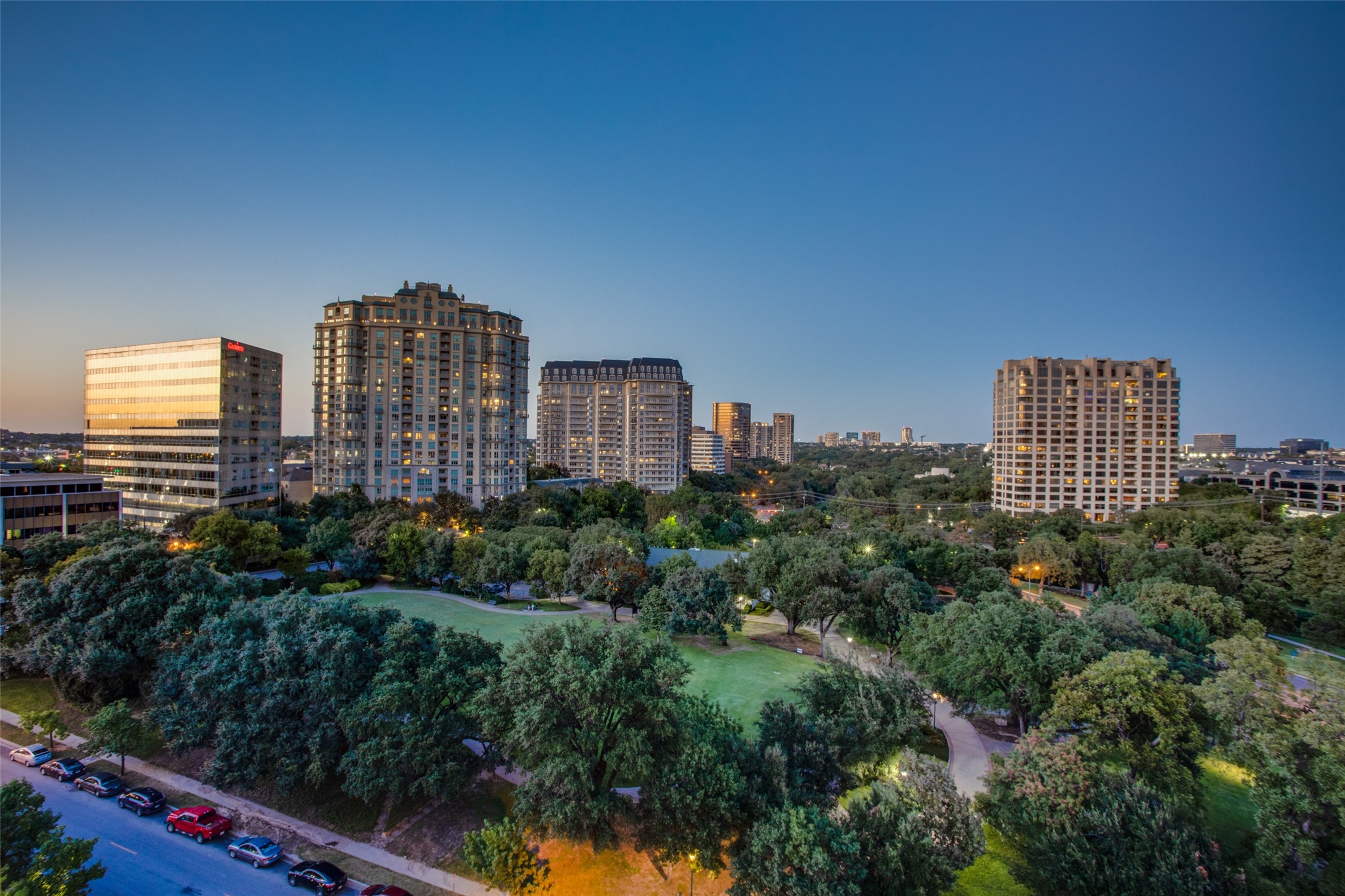3225 Turtle Creek Boulevard Unit 1247 — photo