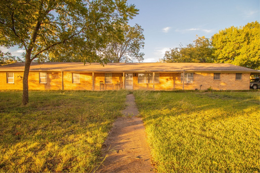 317 Shady Brook Lane — photo