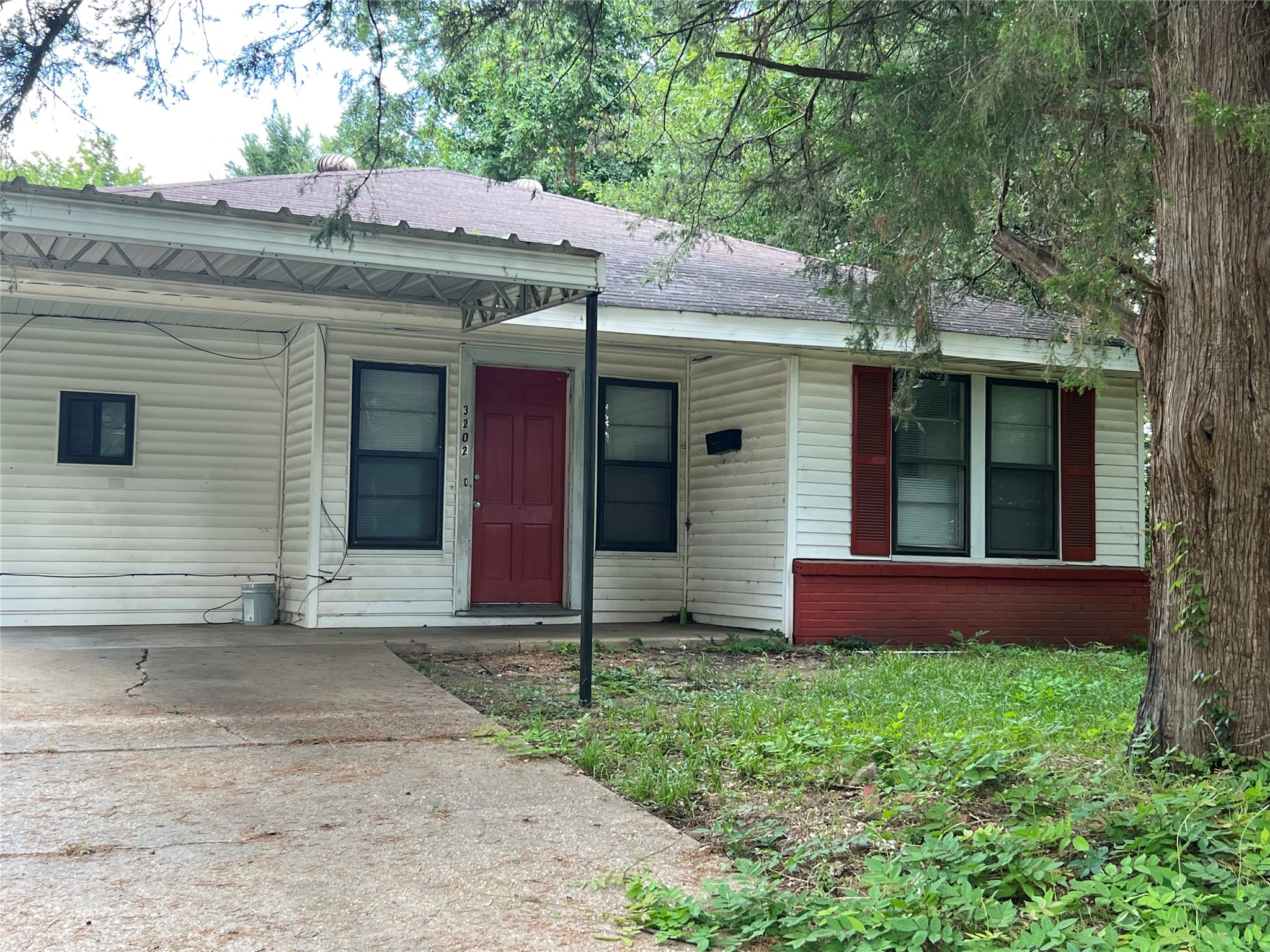3202 Wagner Street — photo