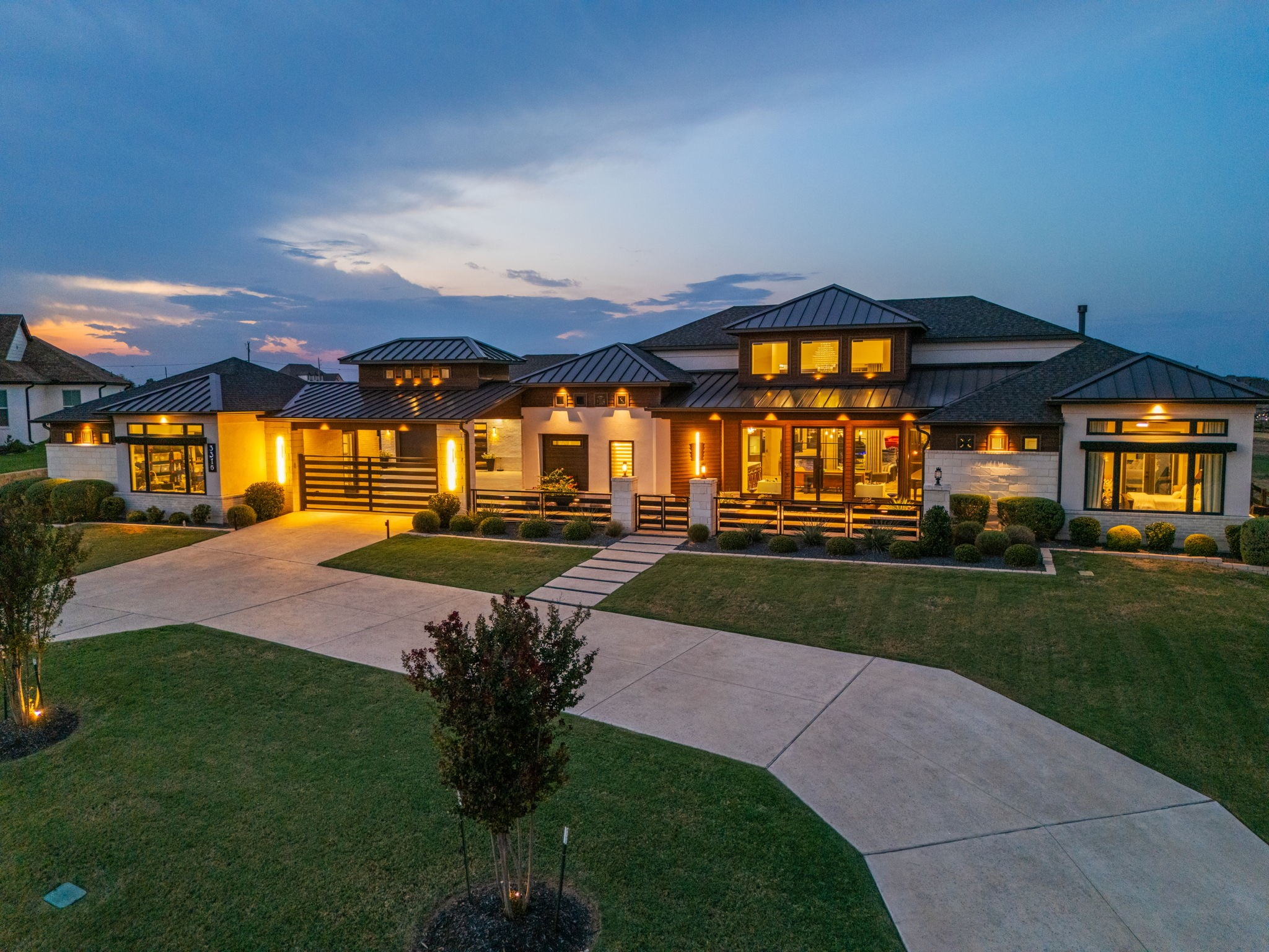 3316 Castlehill Court — photo