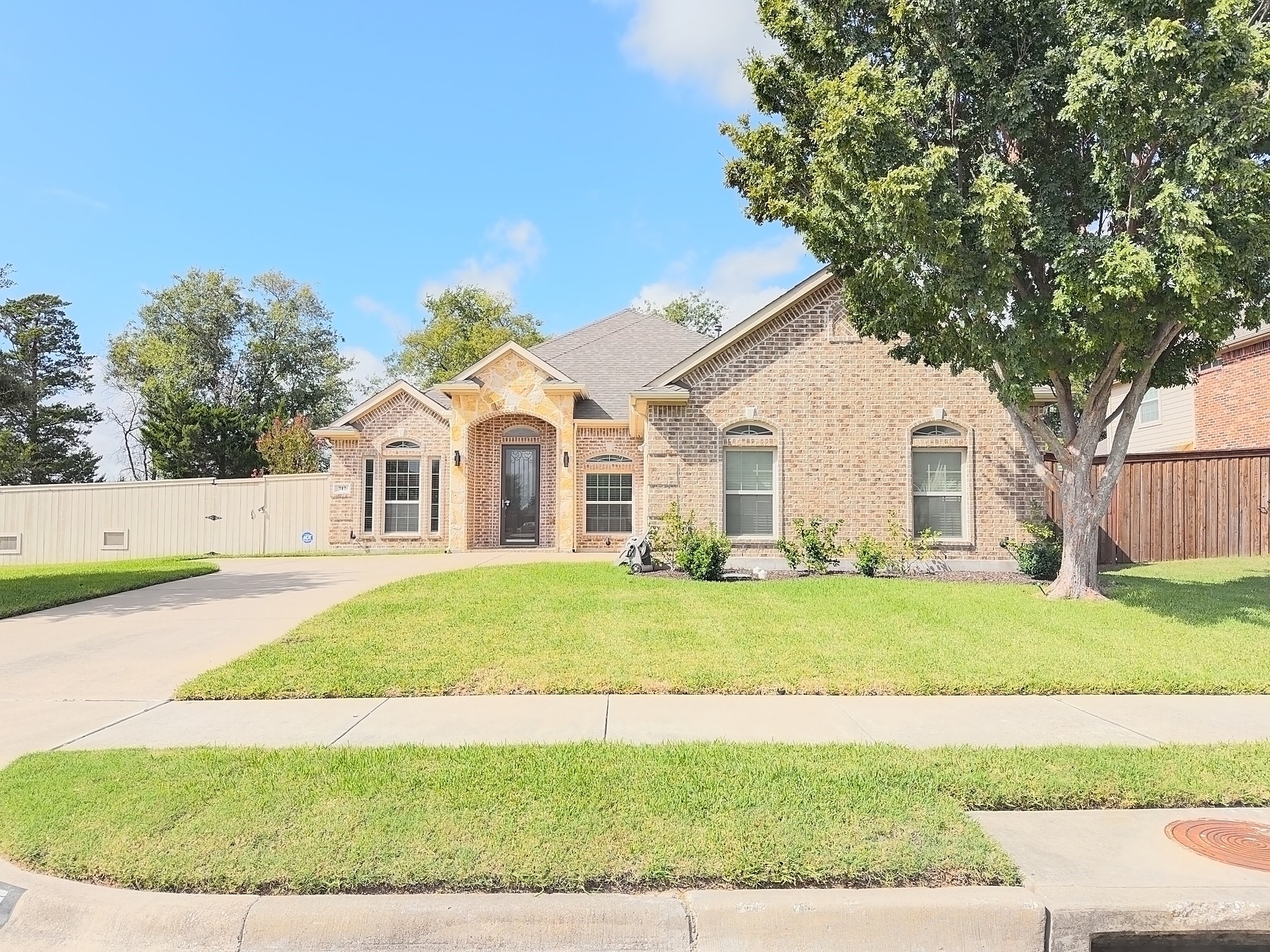 717 Keswick Drive — photo
