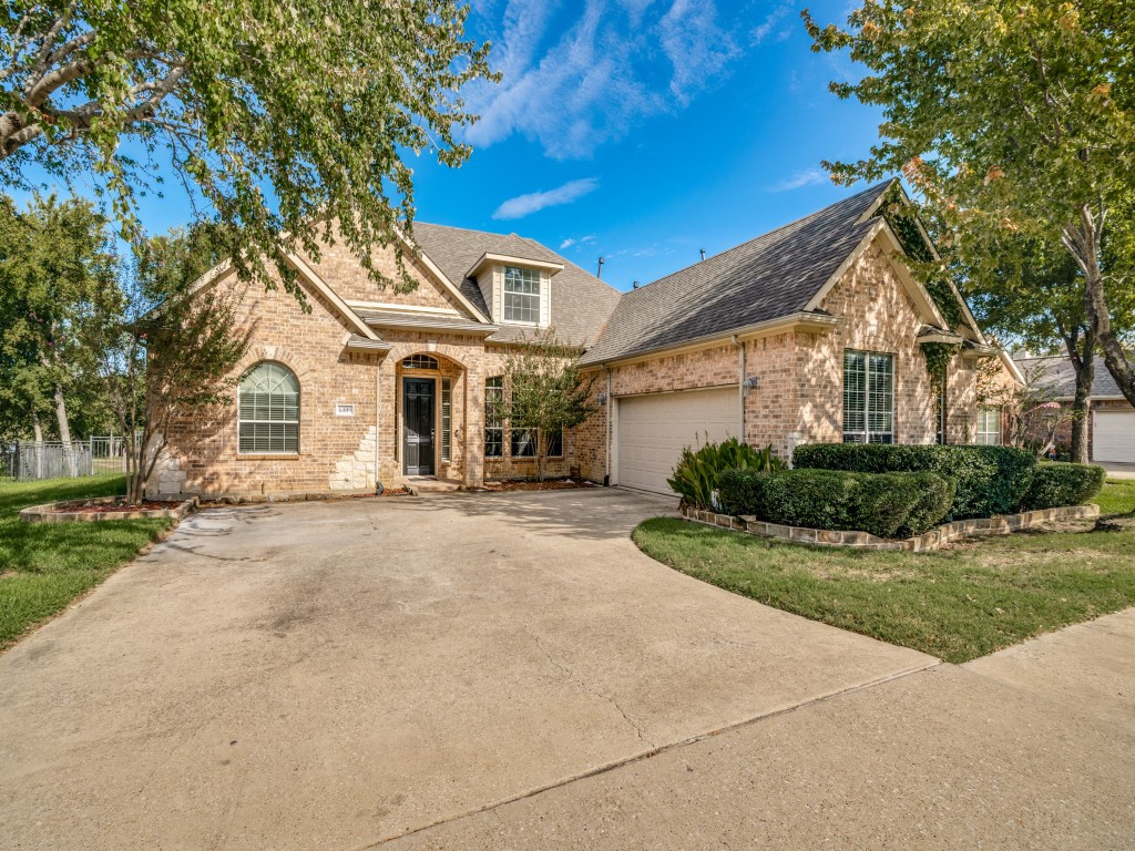 6409 Crestmoor Lane — photo