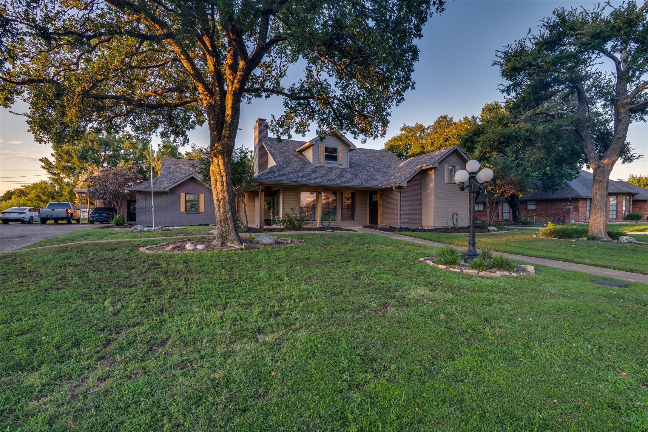 2209 Vicksburg Drive — photo