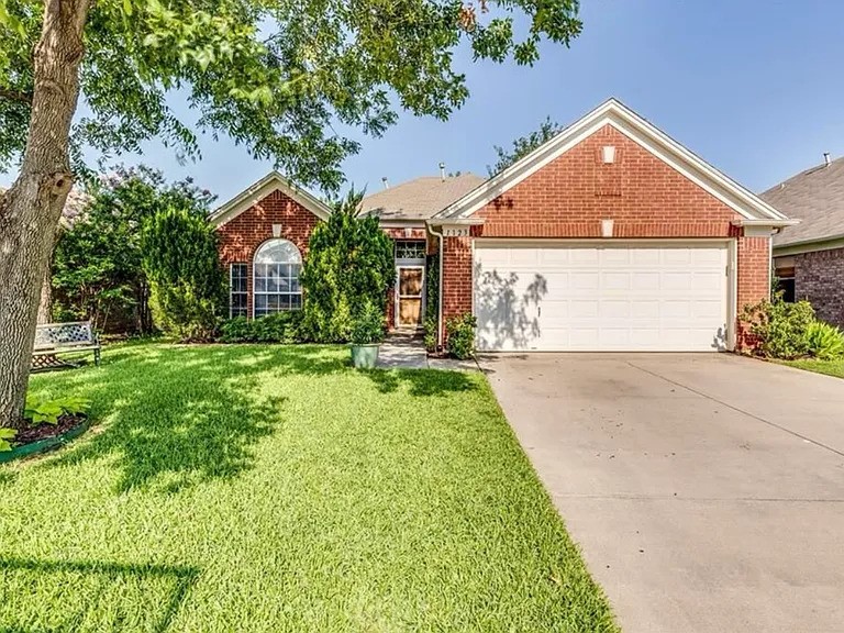 1123 Marshall Drive — photo
