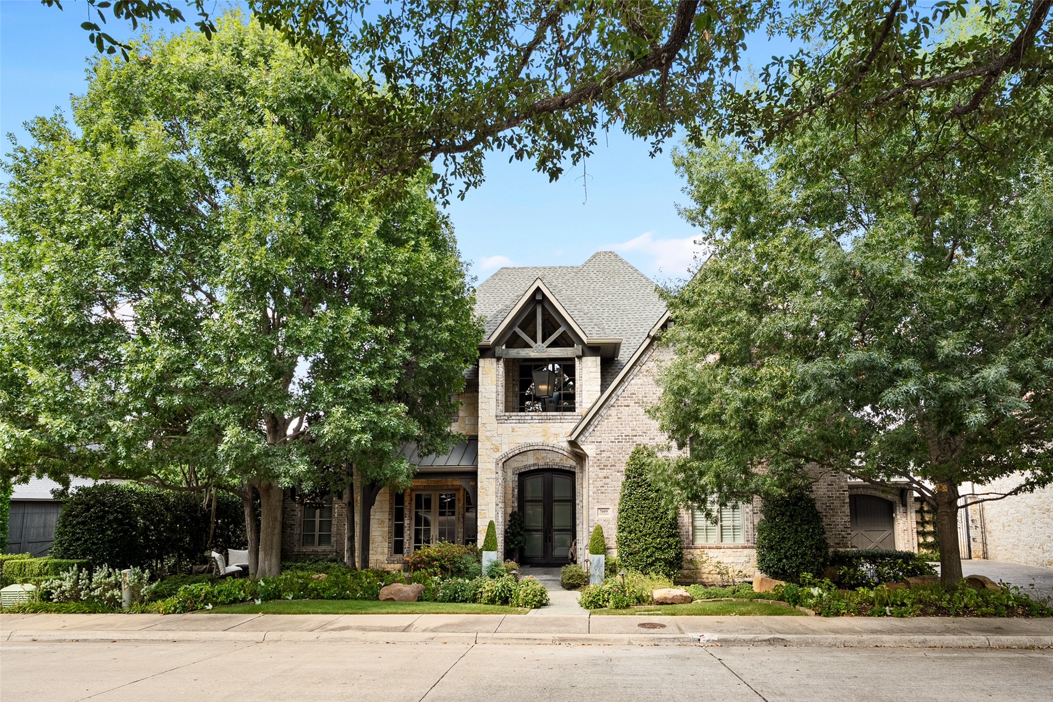 7009 Stone Meadow Drive — photo