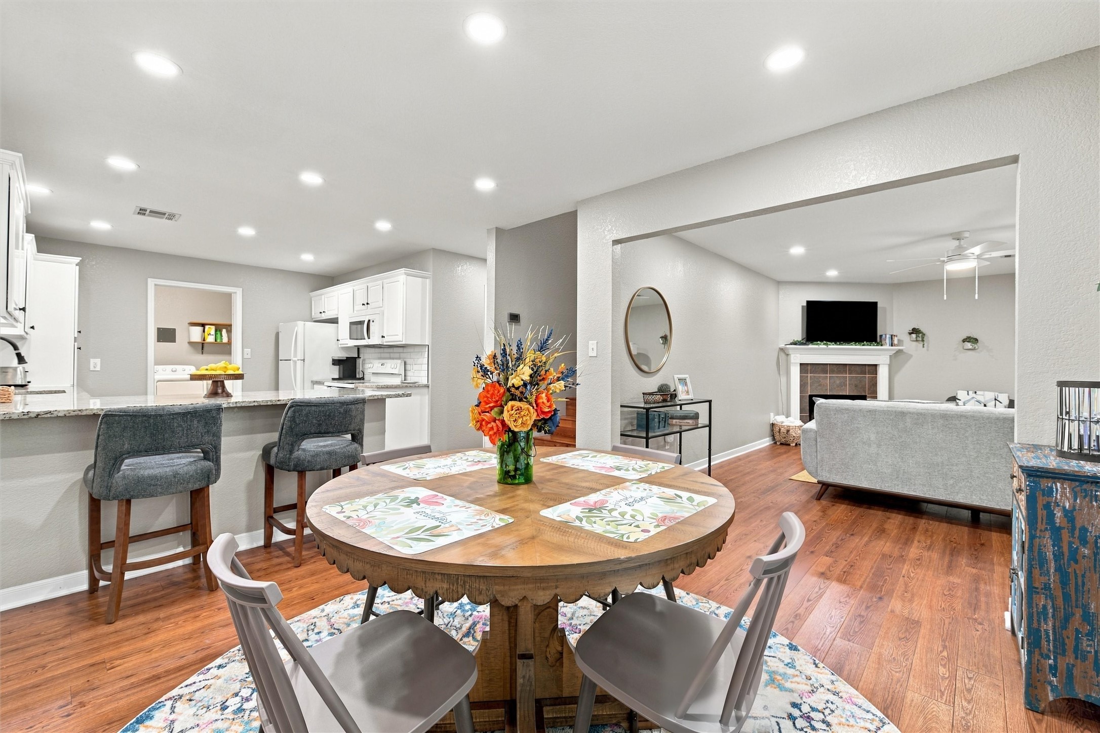 813 Chambers Creek Circle — photo