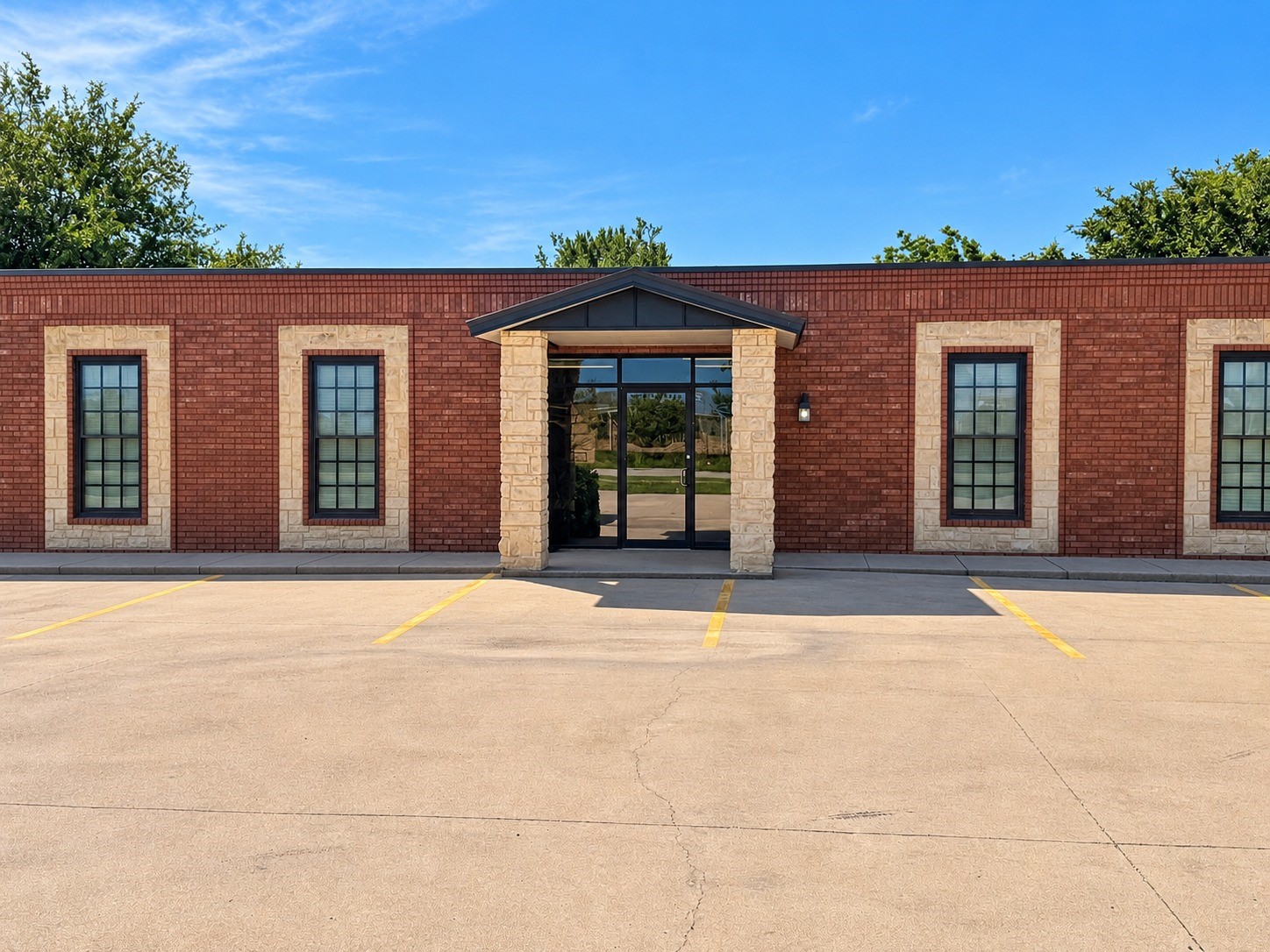 5533 US Highway 277 S — photo