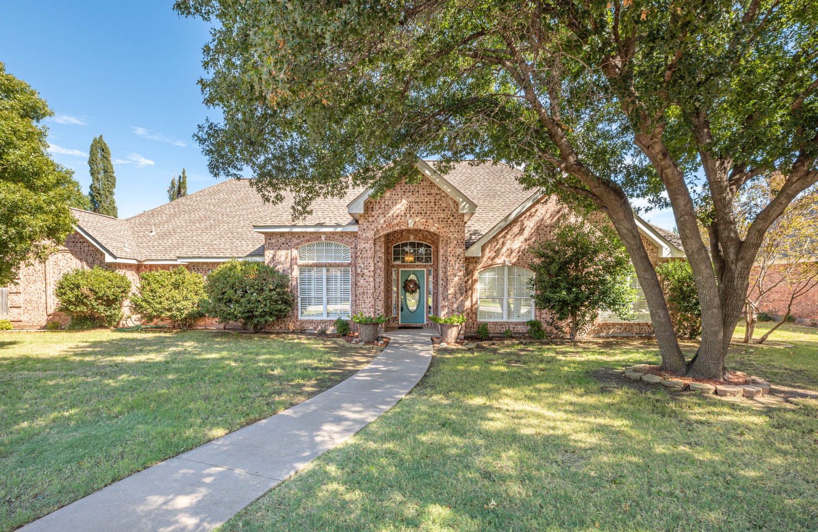 1941 Cynthia Court — photo