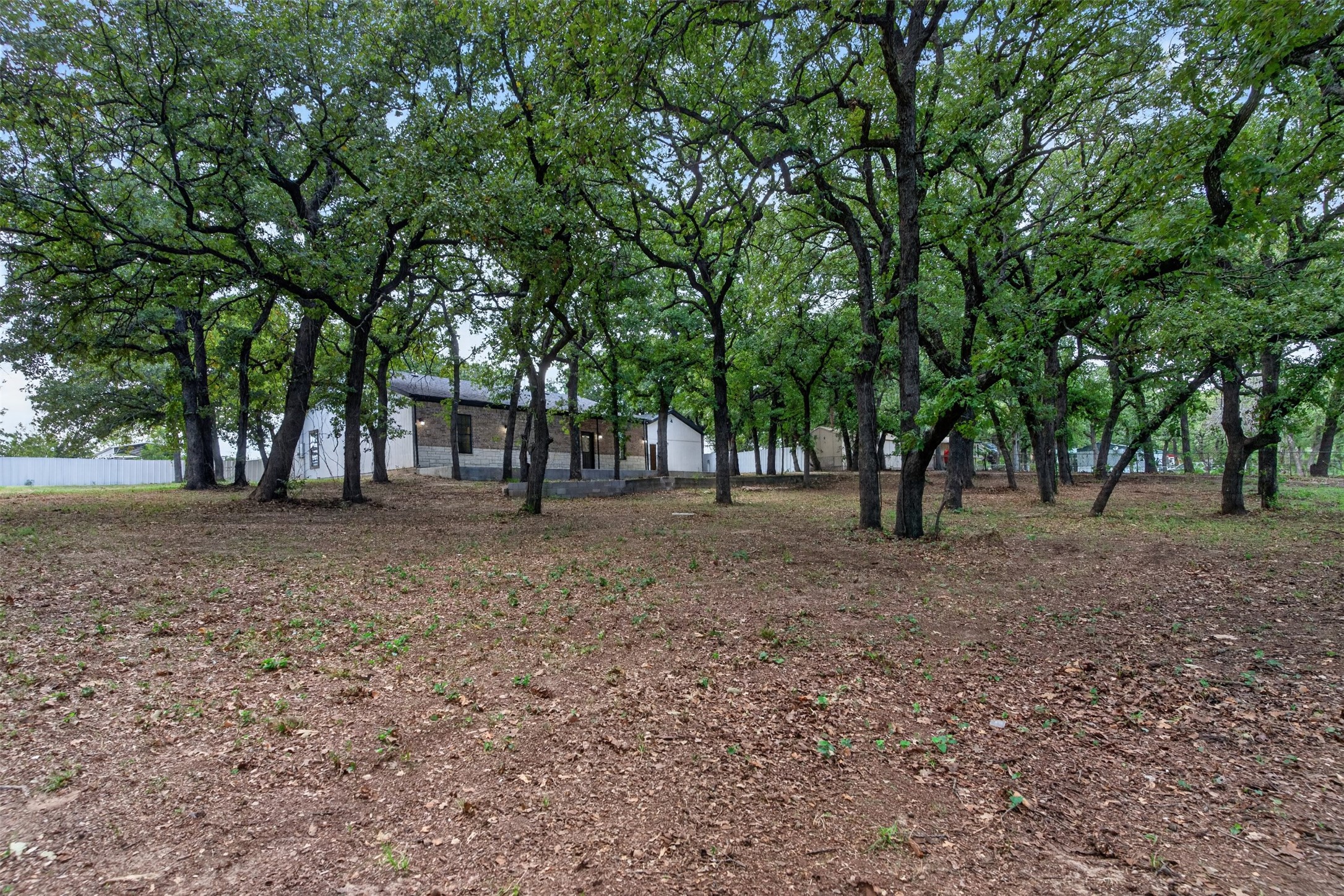 180 Garnet Road, Springtown, TX 76082 — photo 3