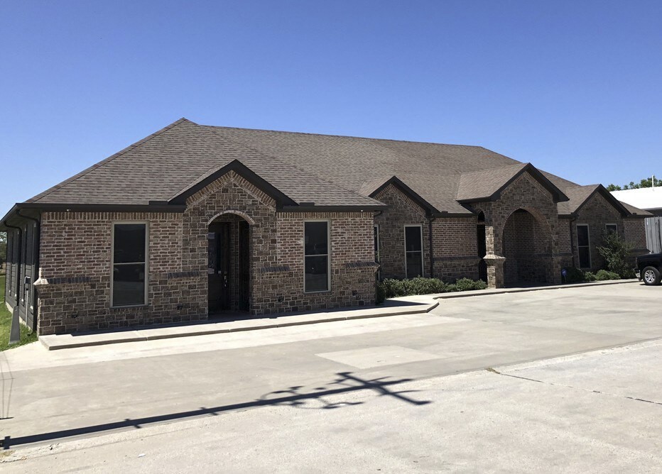 911 E Mcdonald Drive — photo