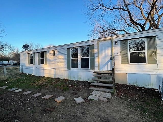 2202 Railroad Boulevard — photo