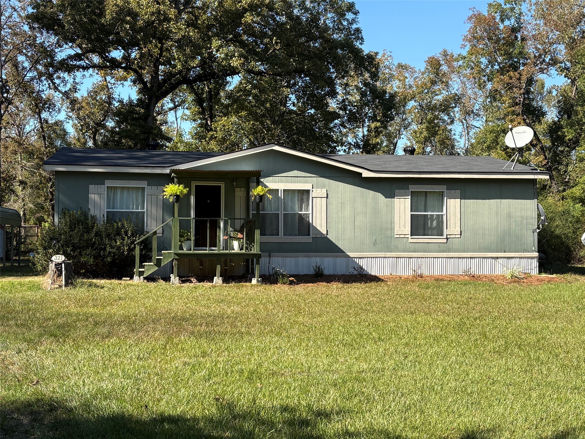 321 Dogwood Drive — photo