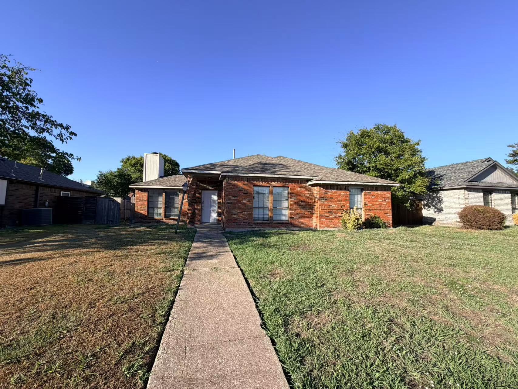 7801 Swiss Way — photo