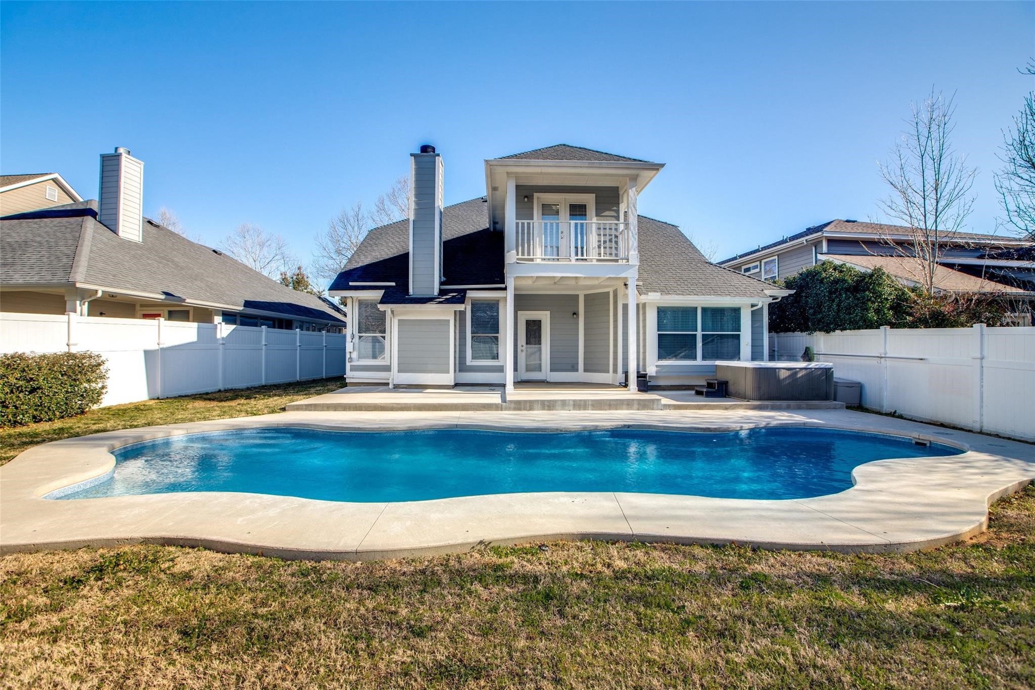 9920 Marthas Vineyard Circle — photo