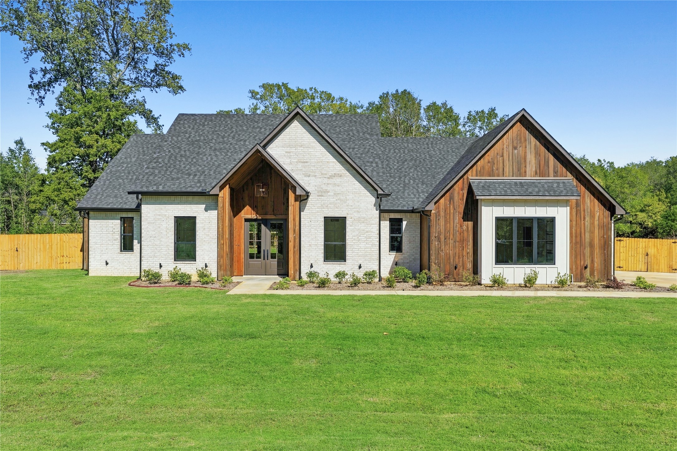 14017 Hidden Brook Lane — photo
