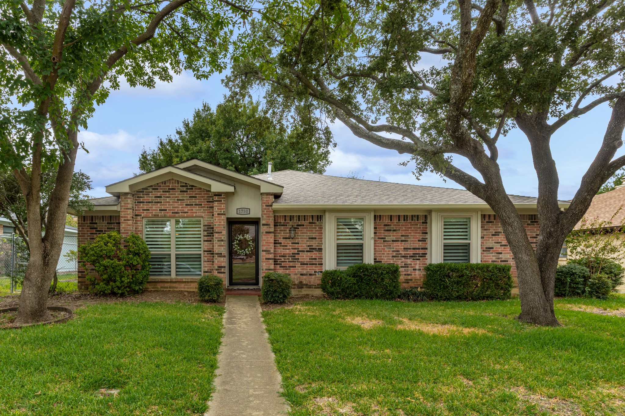 1750 Sterling Lane — photo