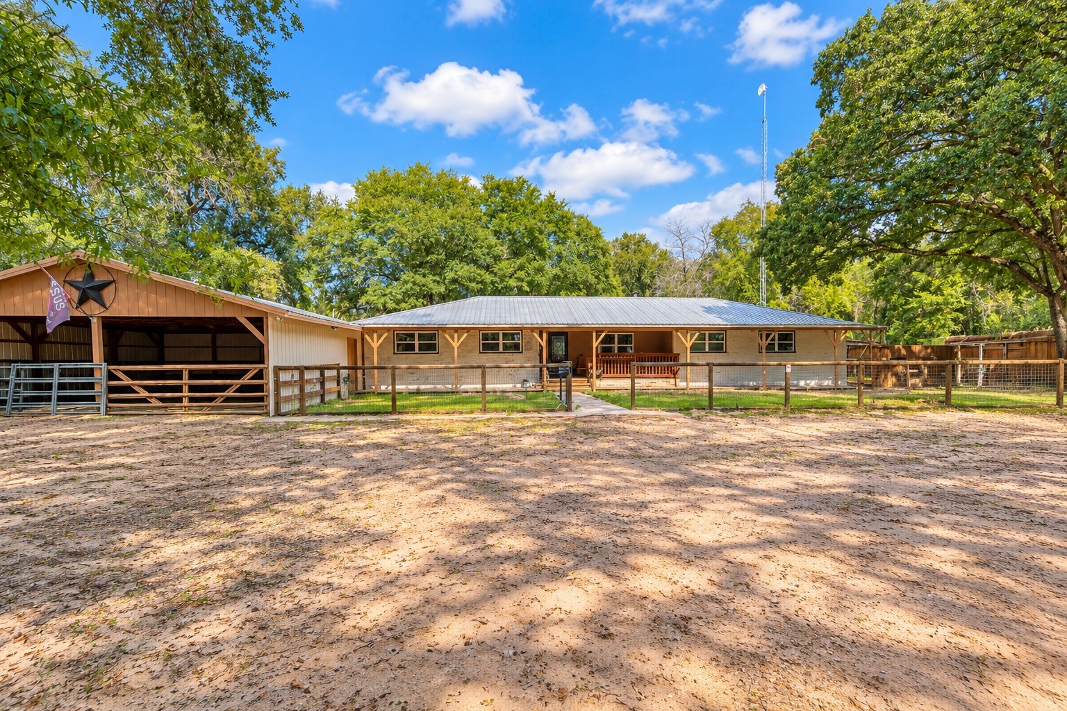 13672 County Road 2915 — photo