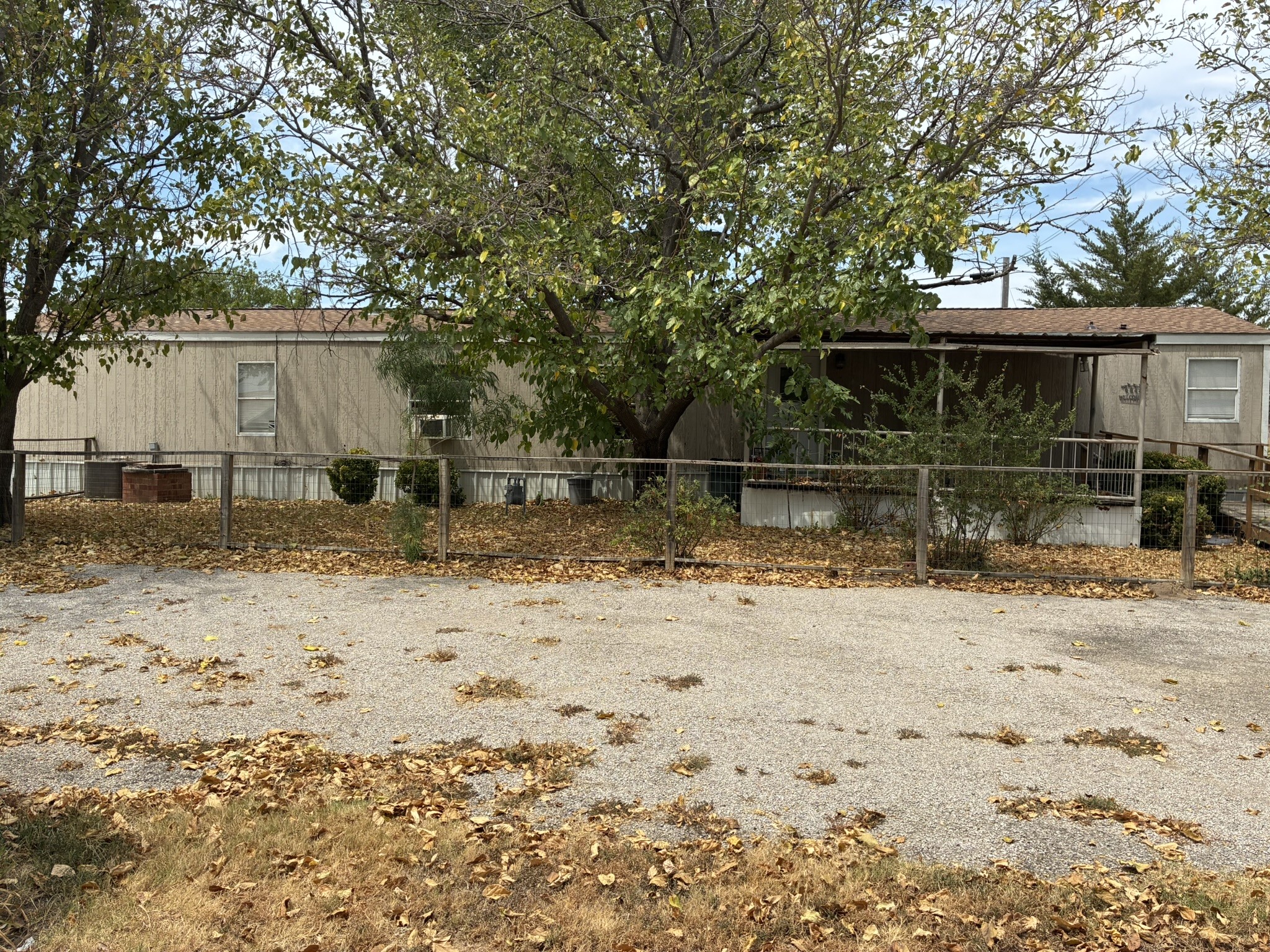 102 S Houston Street — photo