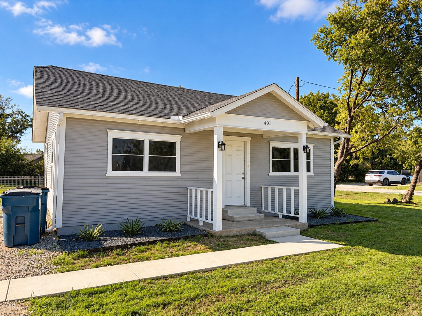 401 N Frontage Road — photo