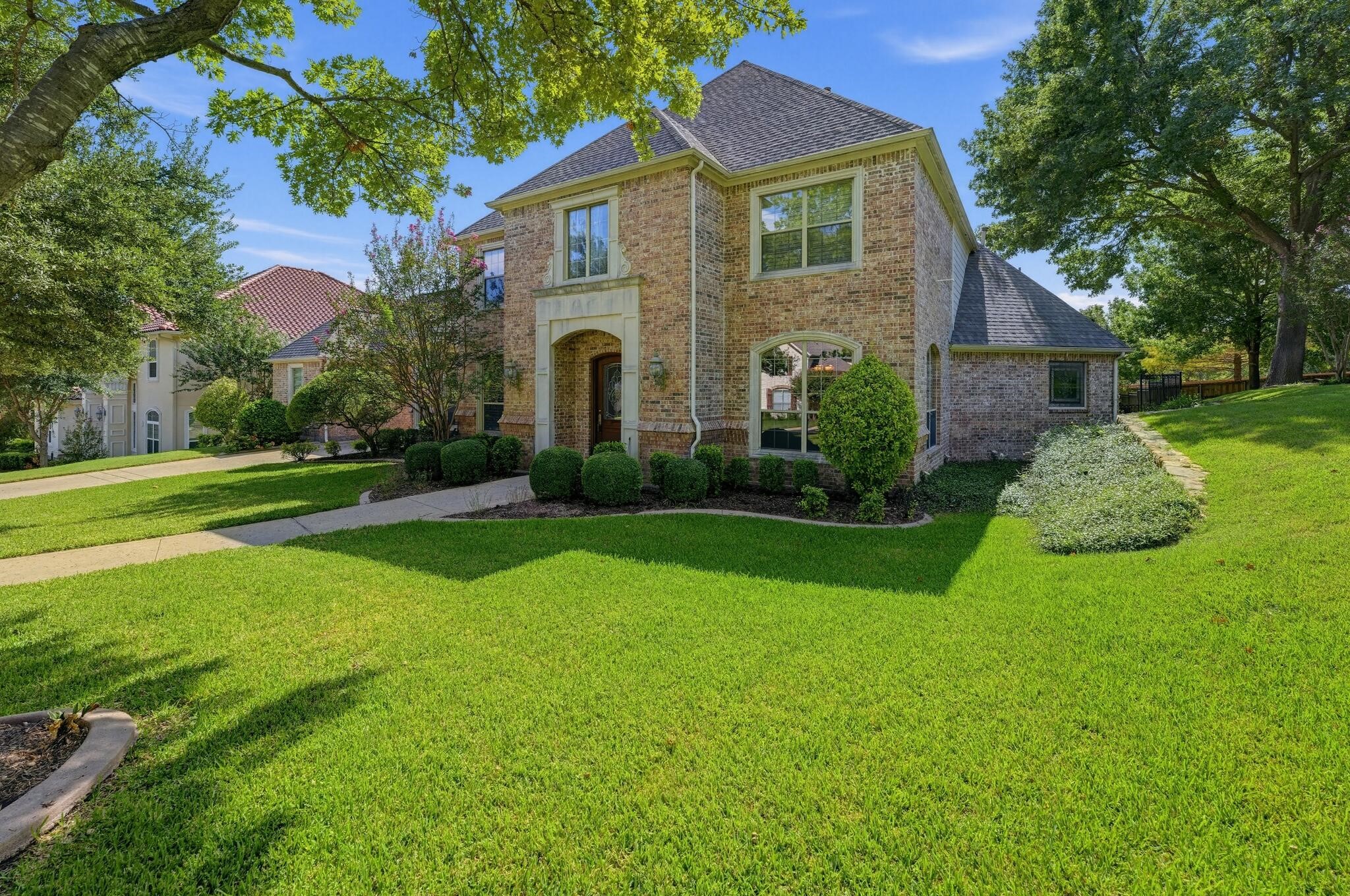210 Black Walnut Drive — photo