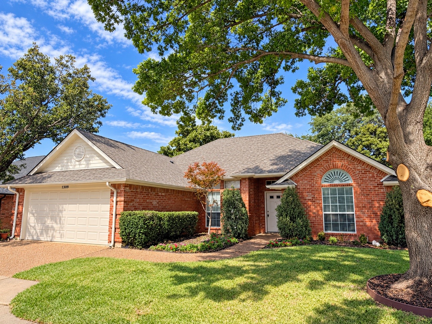 1309 Danielle Drive — photo