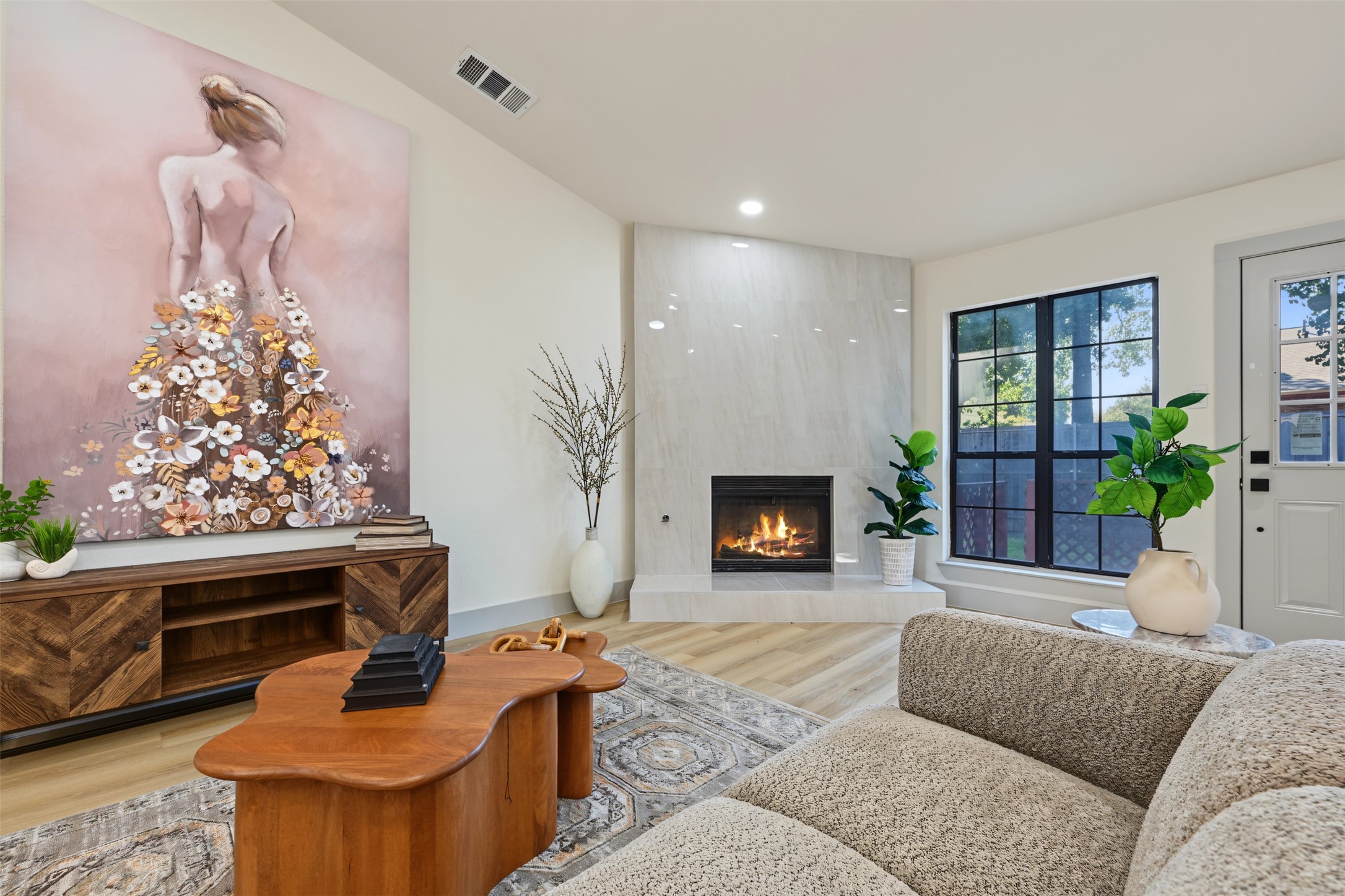 5317 Colonial Drive — photo
