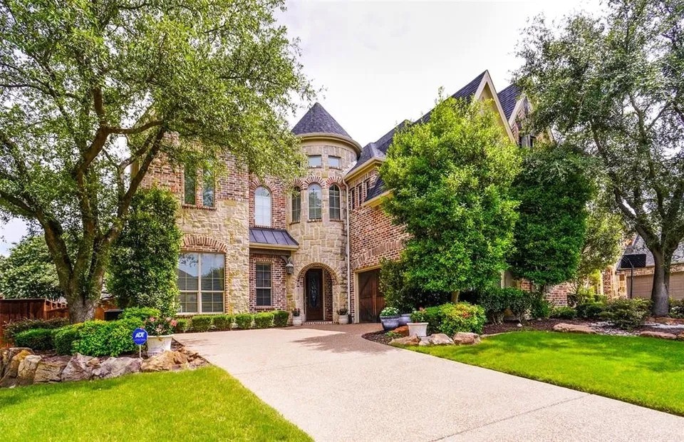 9604 Crown Ridge Drive — photo