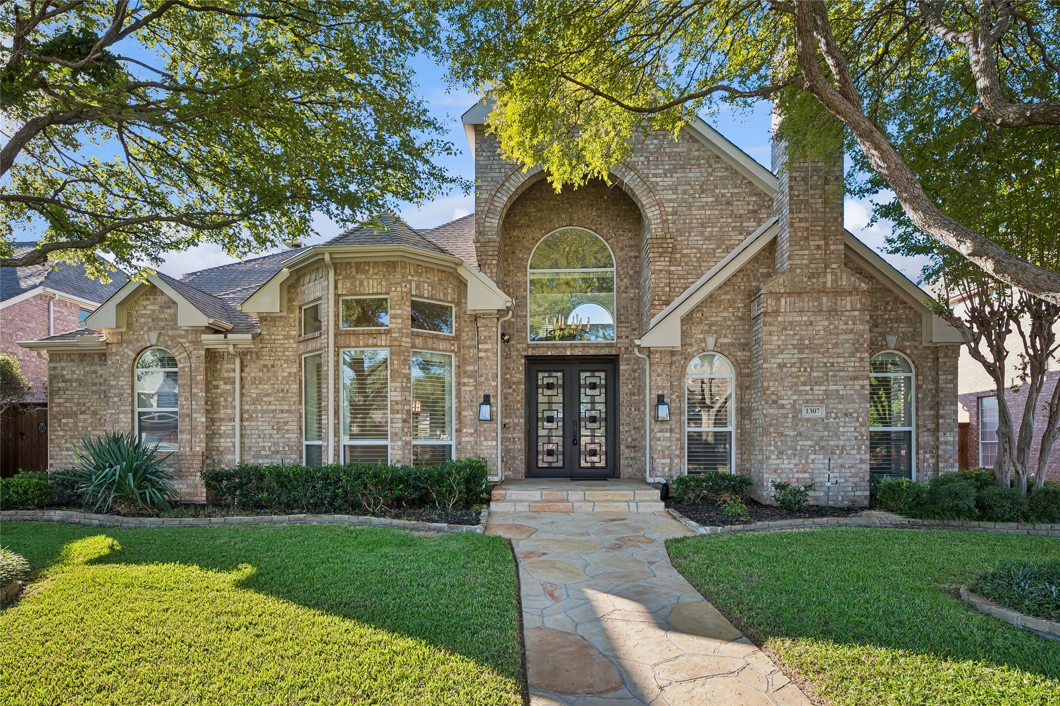 1307 Westchester Drive — photo