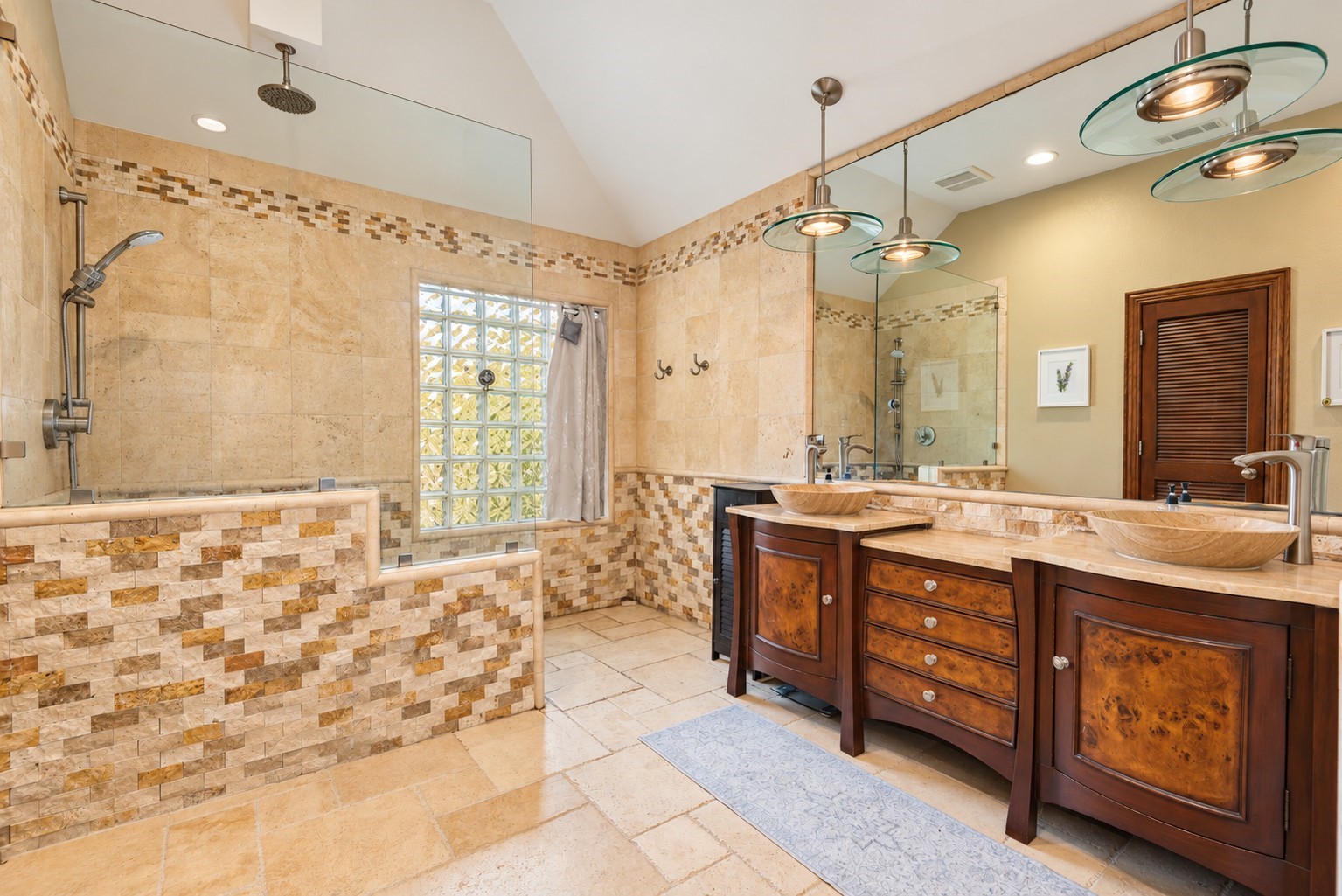 2801 Cascade Drive — photo