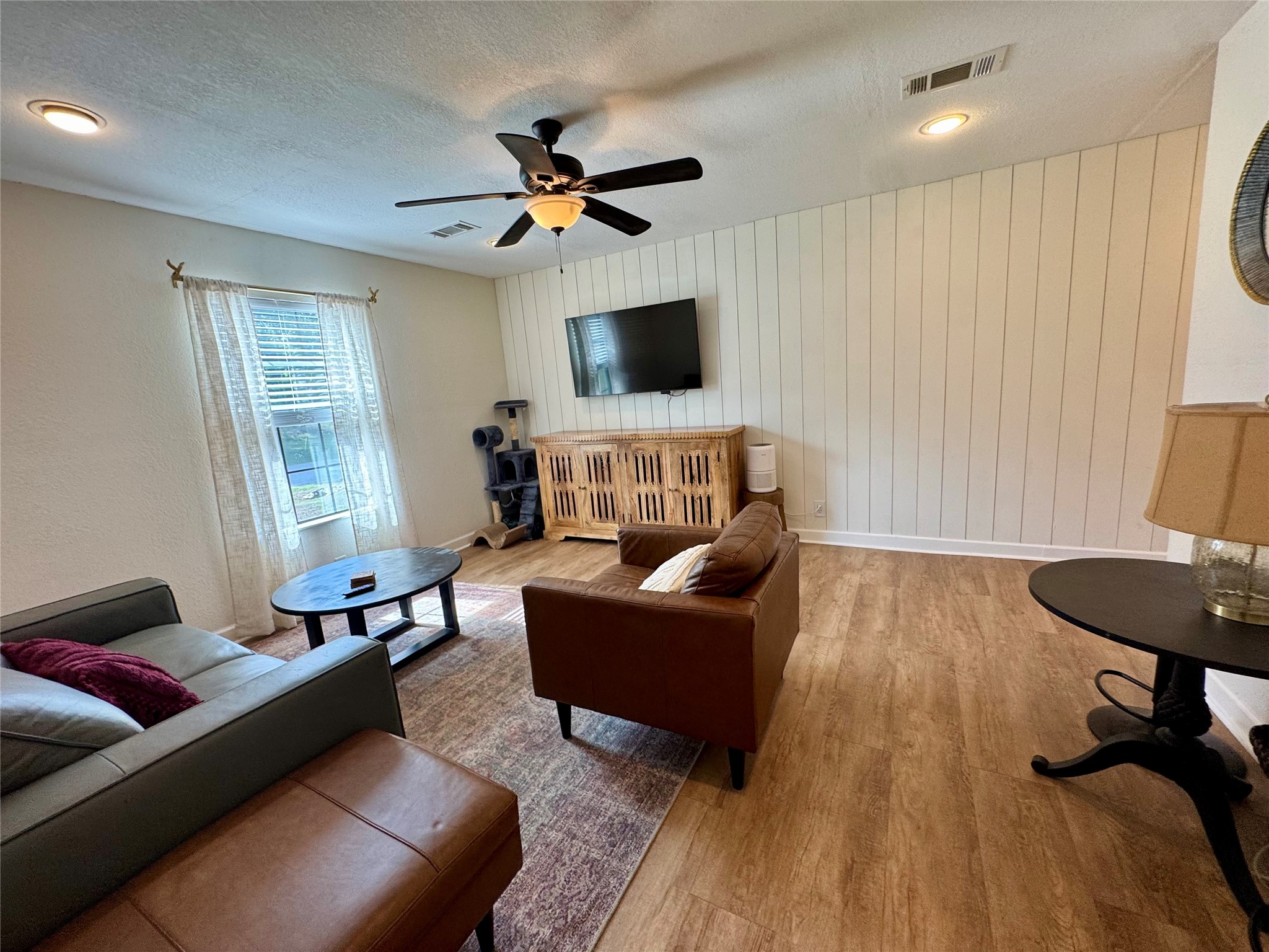205 E Cardinal Street, Ector, TX 75439 — photo 3