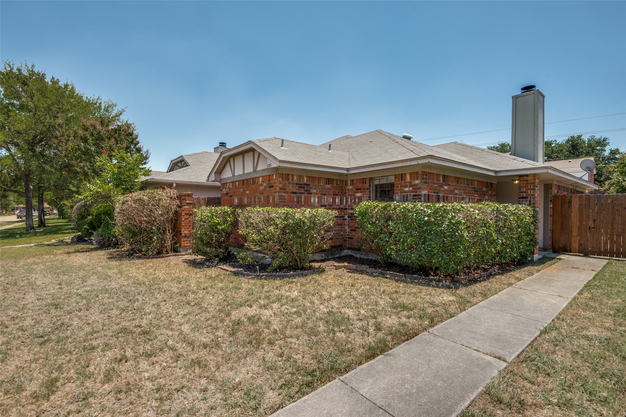 525 Grace Lane — photo