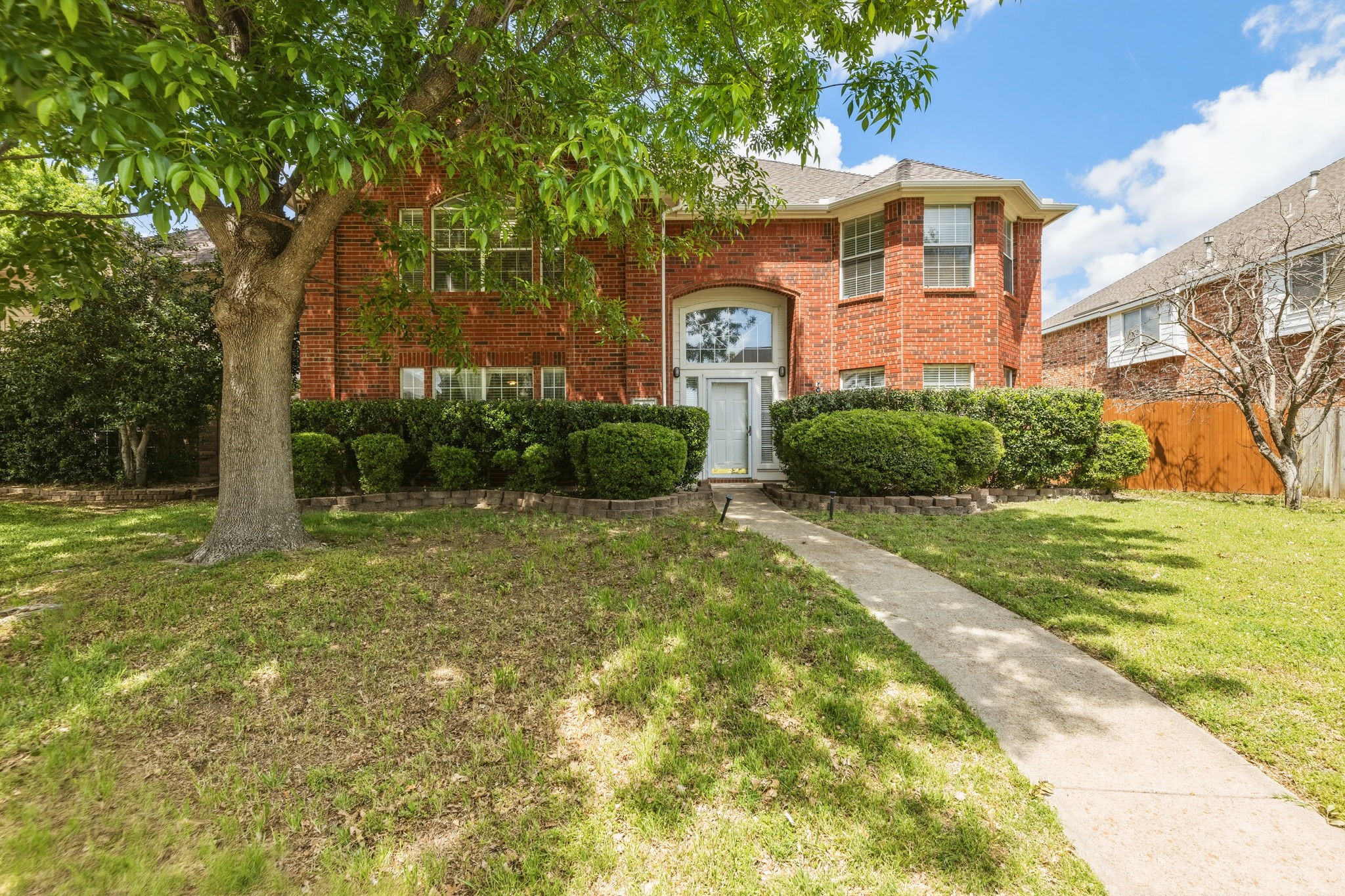 1817 Lake Whitney Lane — photo
